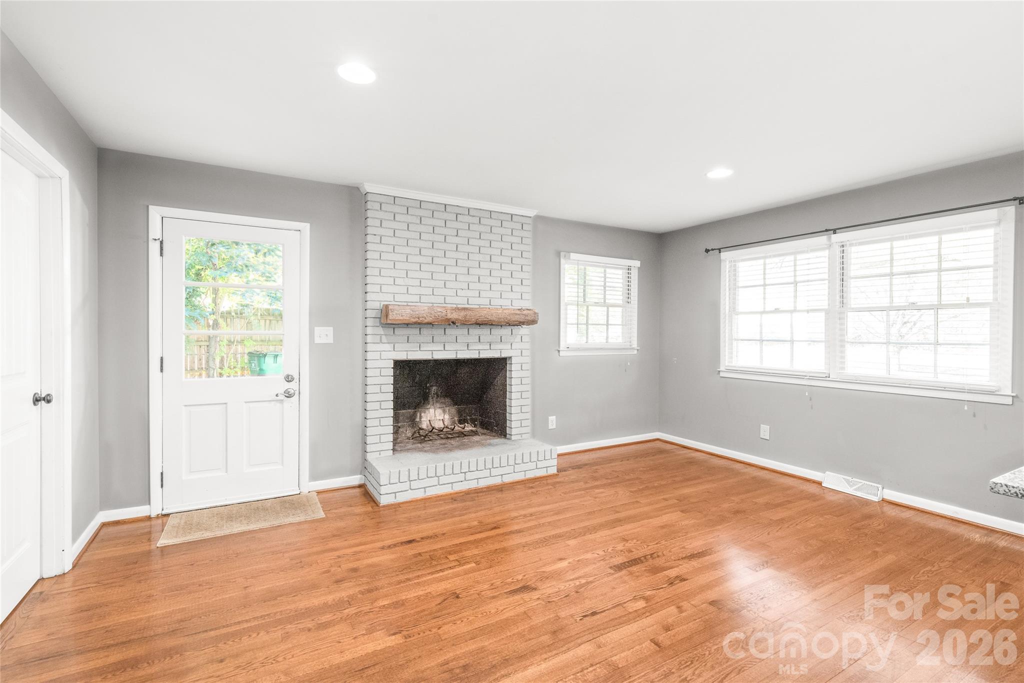 1612 Redcoat Drive — Charlotte