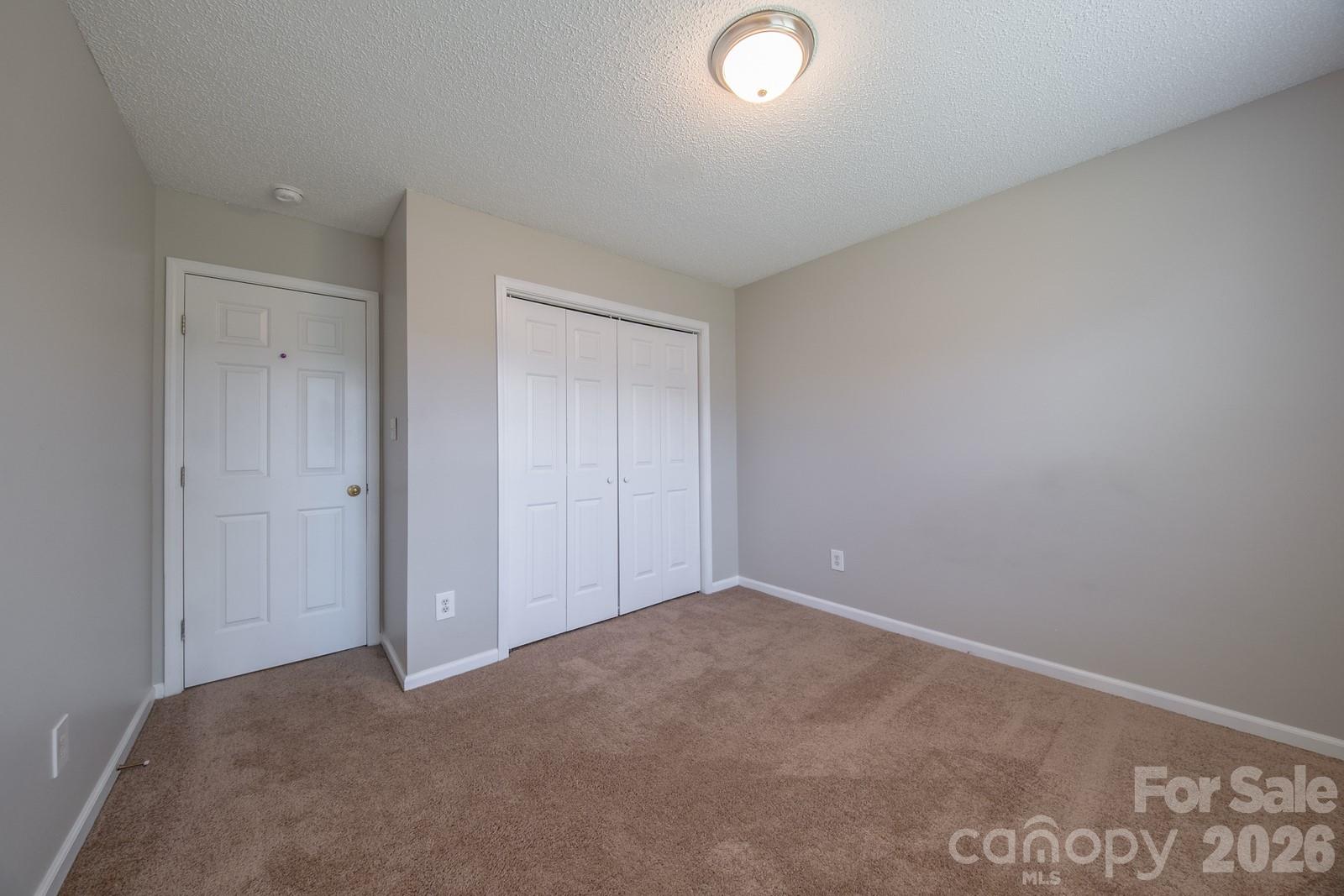 3003 Fairglen Road — Charlotte