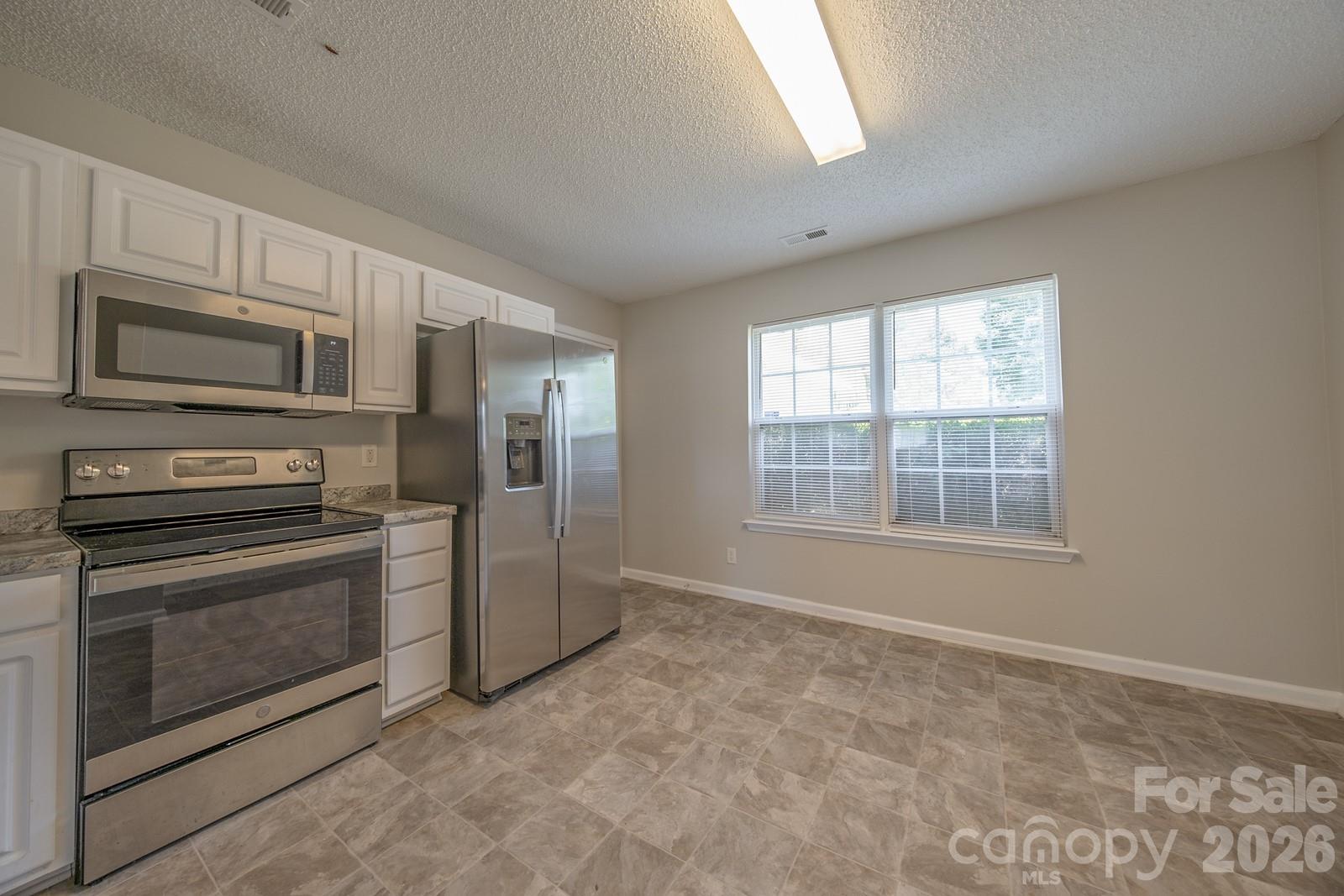 3003 Fairglen Road — Charlotte