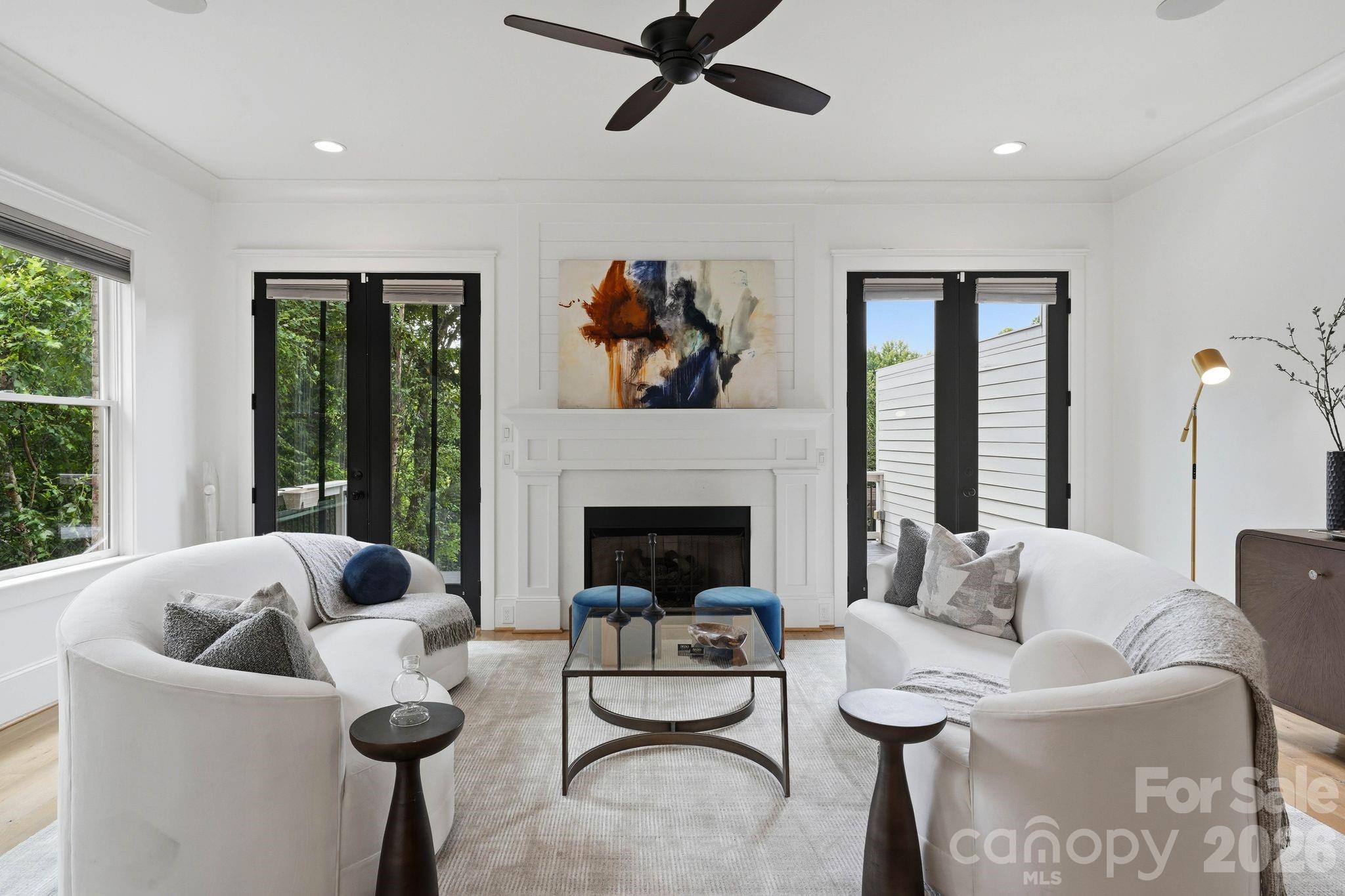 818 Ideal Way — Charlotte