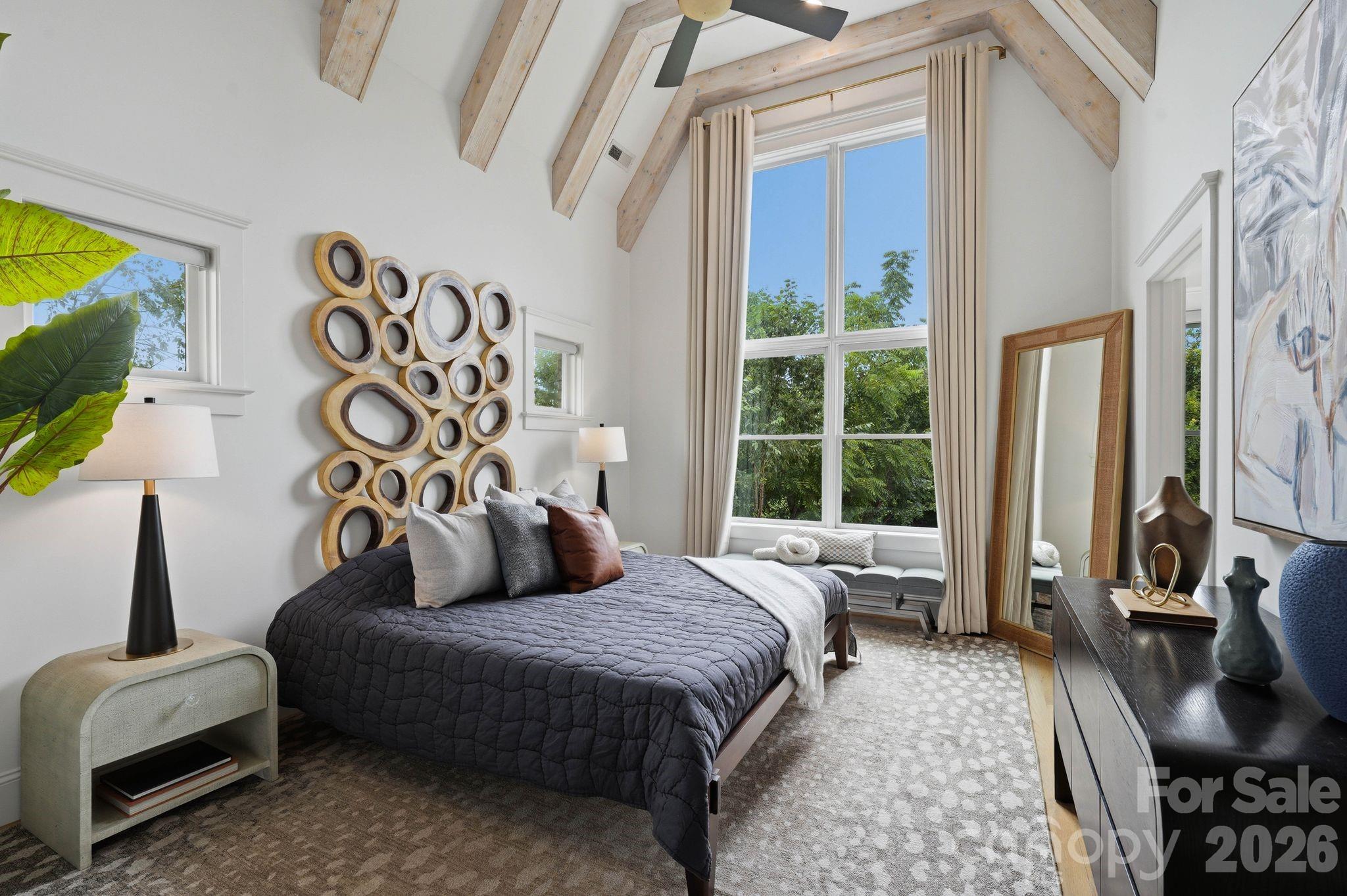 818 Ideal Way — Charlotte