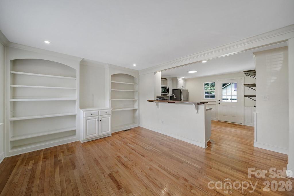 2715 Springway Drive — Charlotte