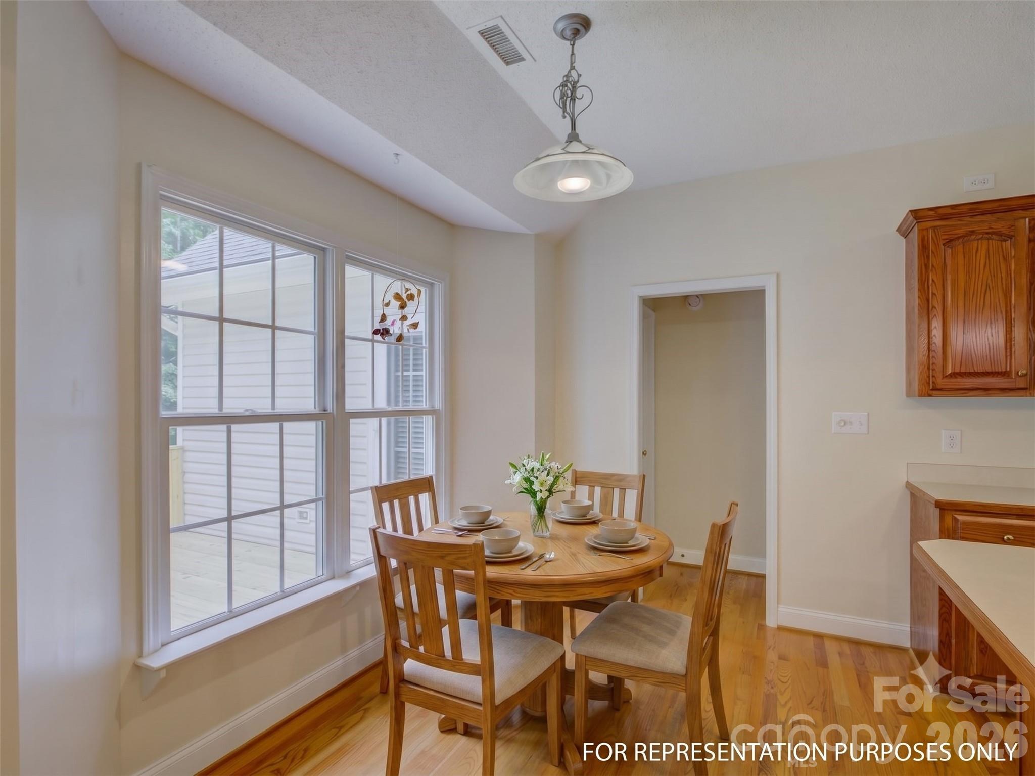 1527 Lavington Court — Gastonia