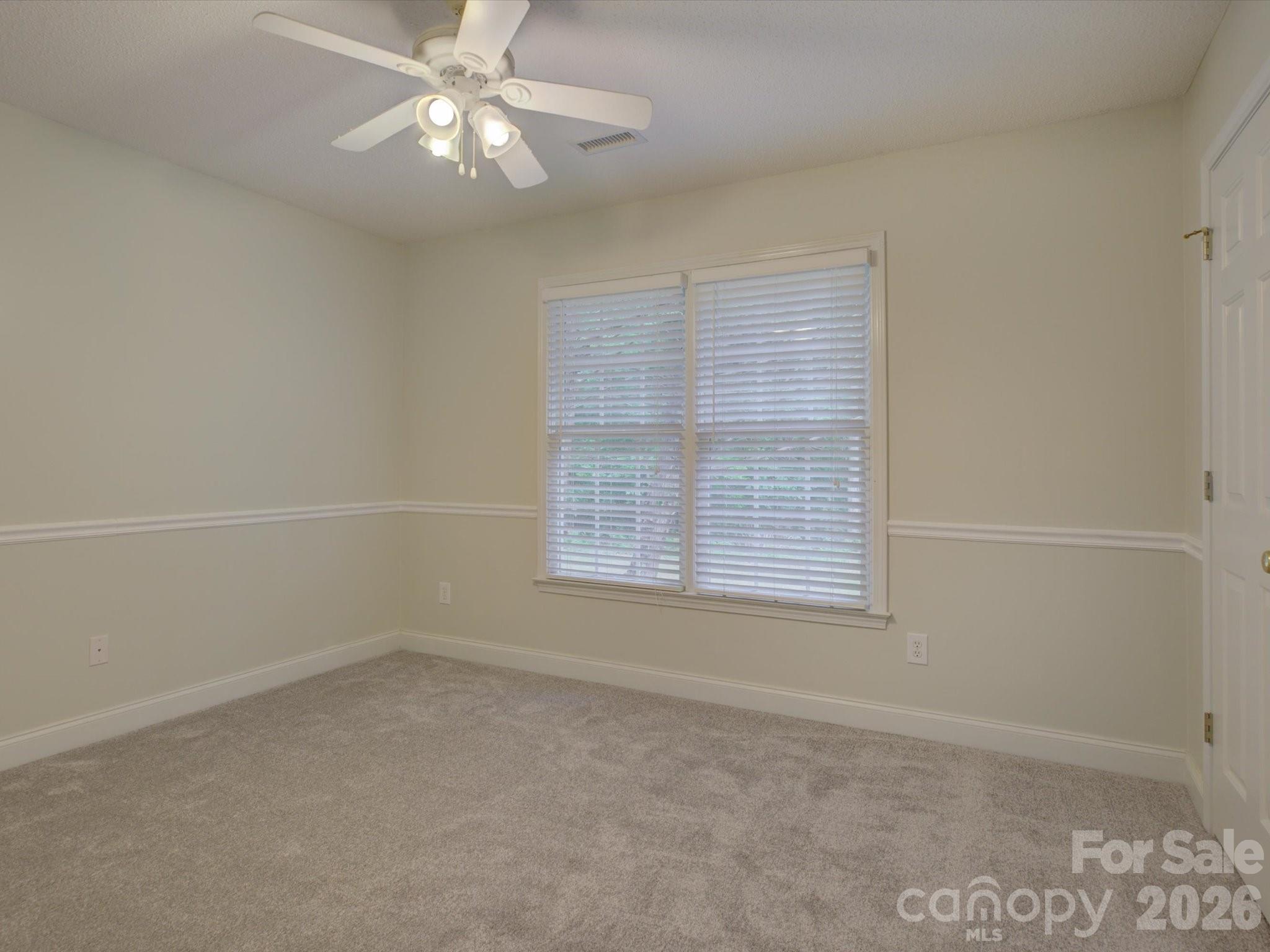 1527 Lavington Court — Gastonia