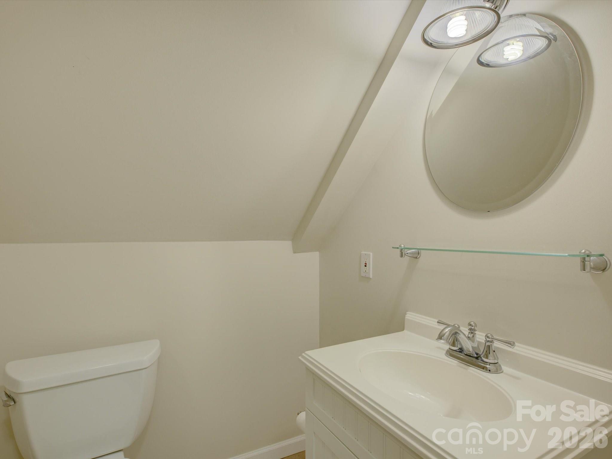 1527 Lavington Court — Gastonia