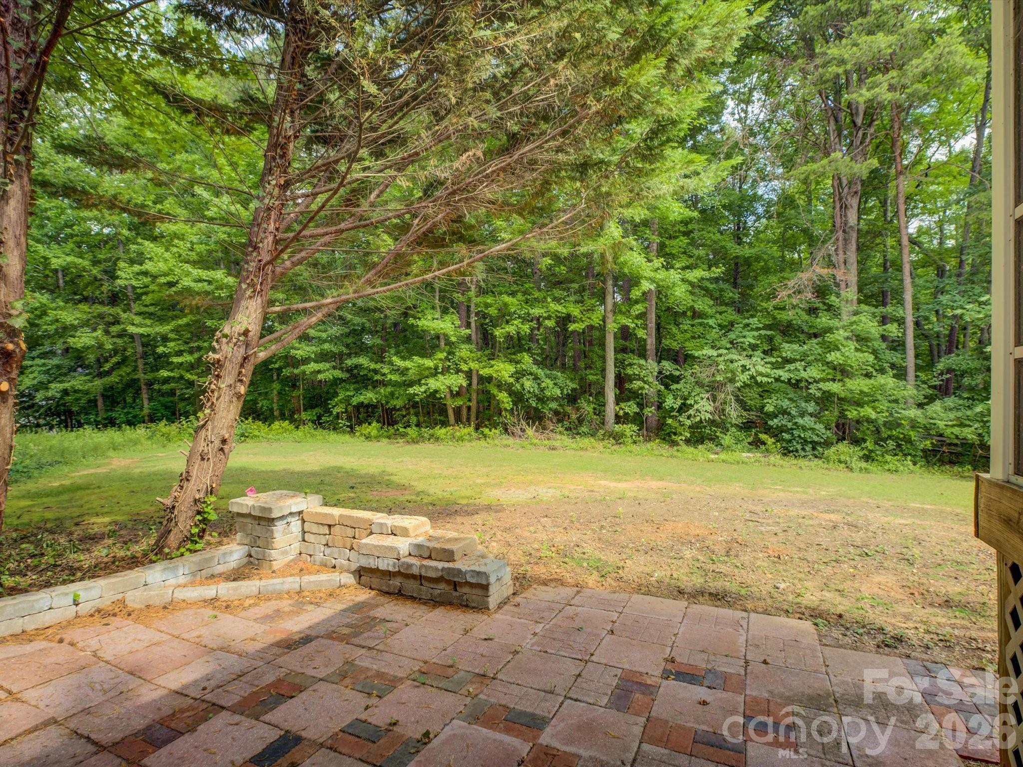 1527 Lavington Court — Gastonia