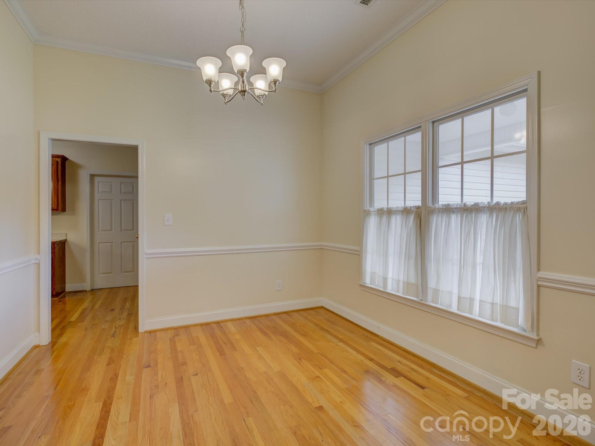 1527 Lavington Court — Gastonia
