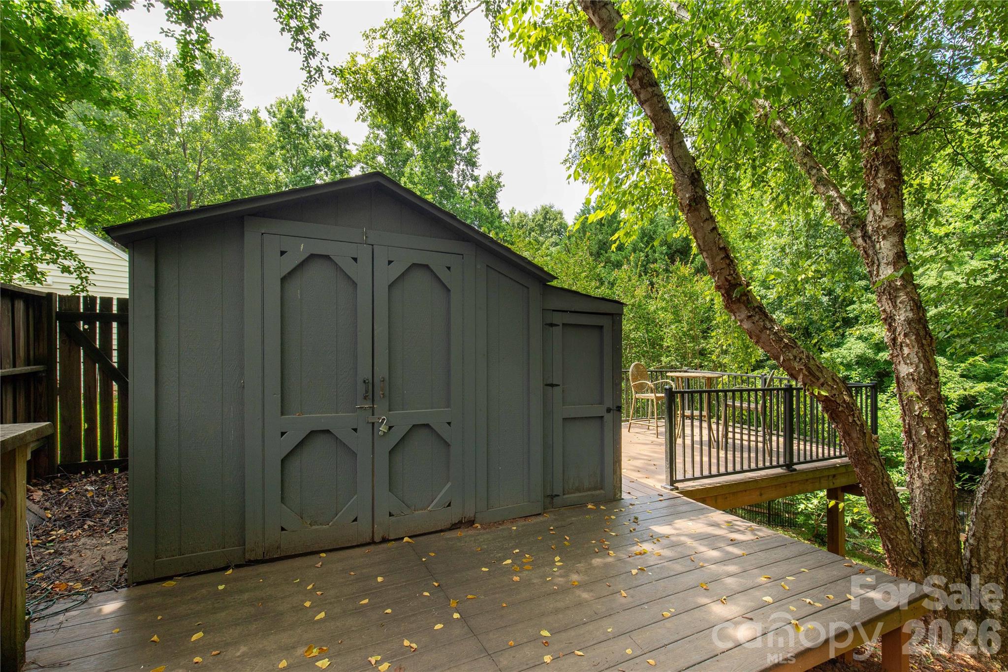 1126 W Arrow Lake Court — Lancaster