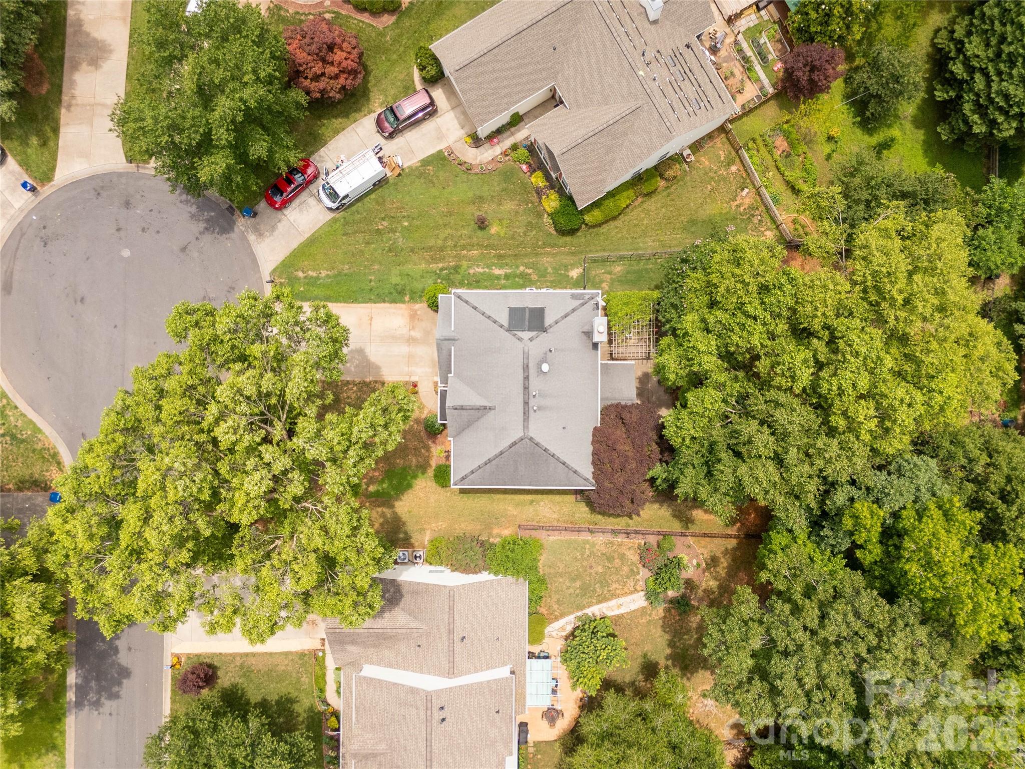1126 W Arrow Lake Court — Lancaster