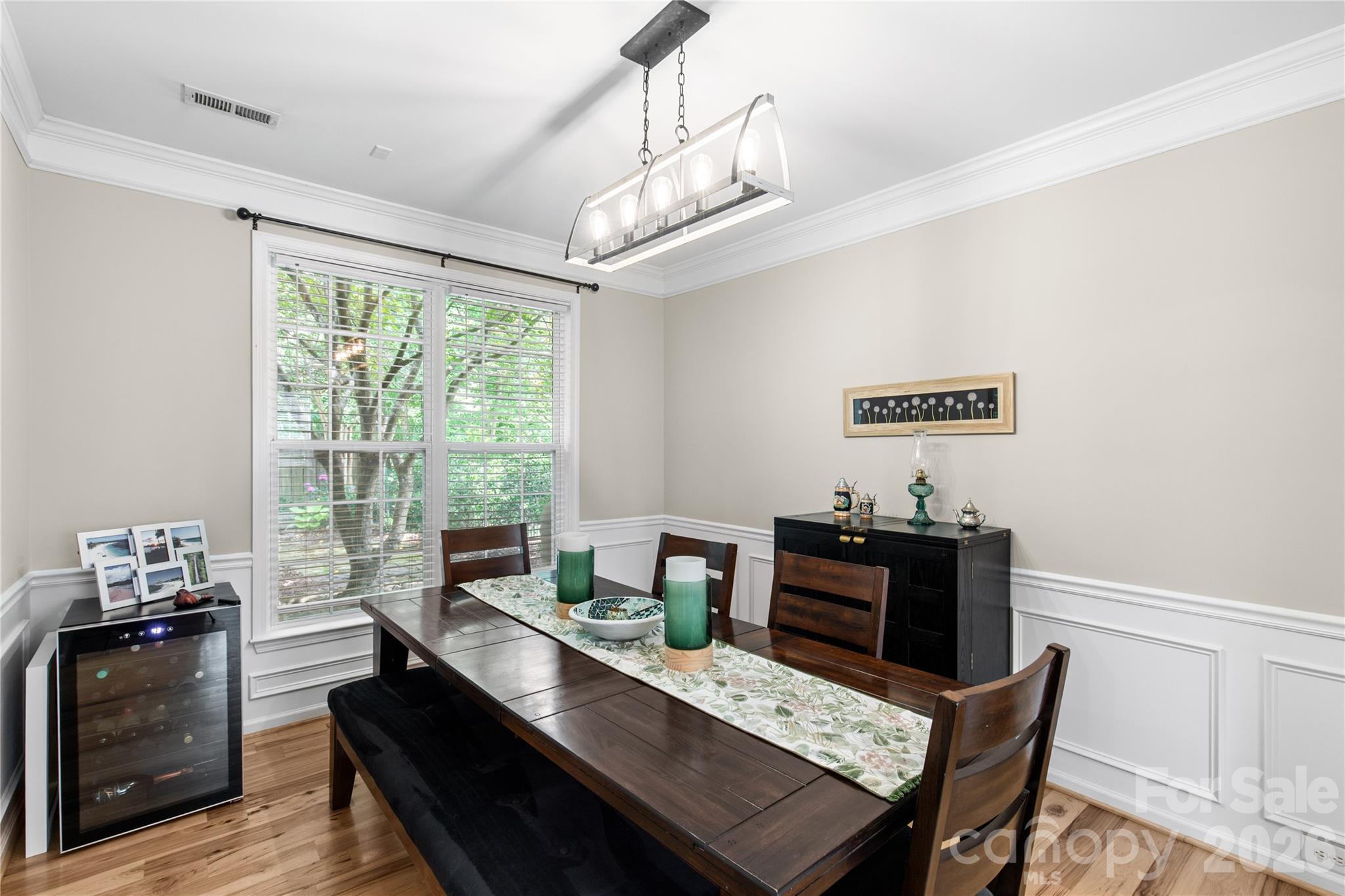 1126 W Arrow Lake Court — Lancaster