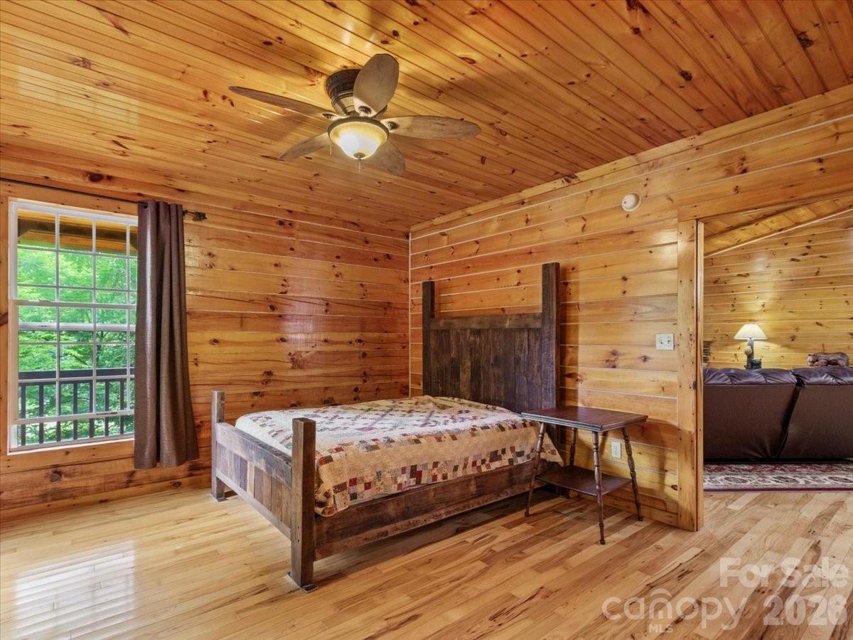 439 Upper Pig Pen Road — Green Mountain