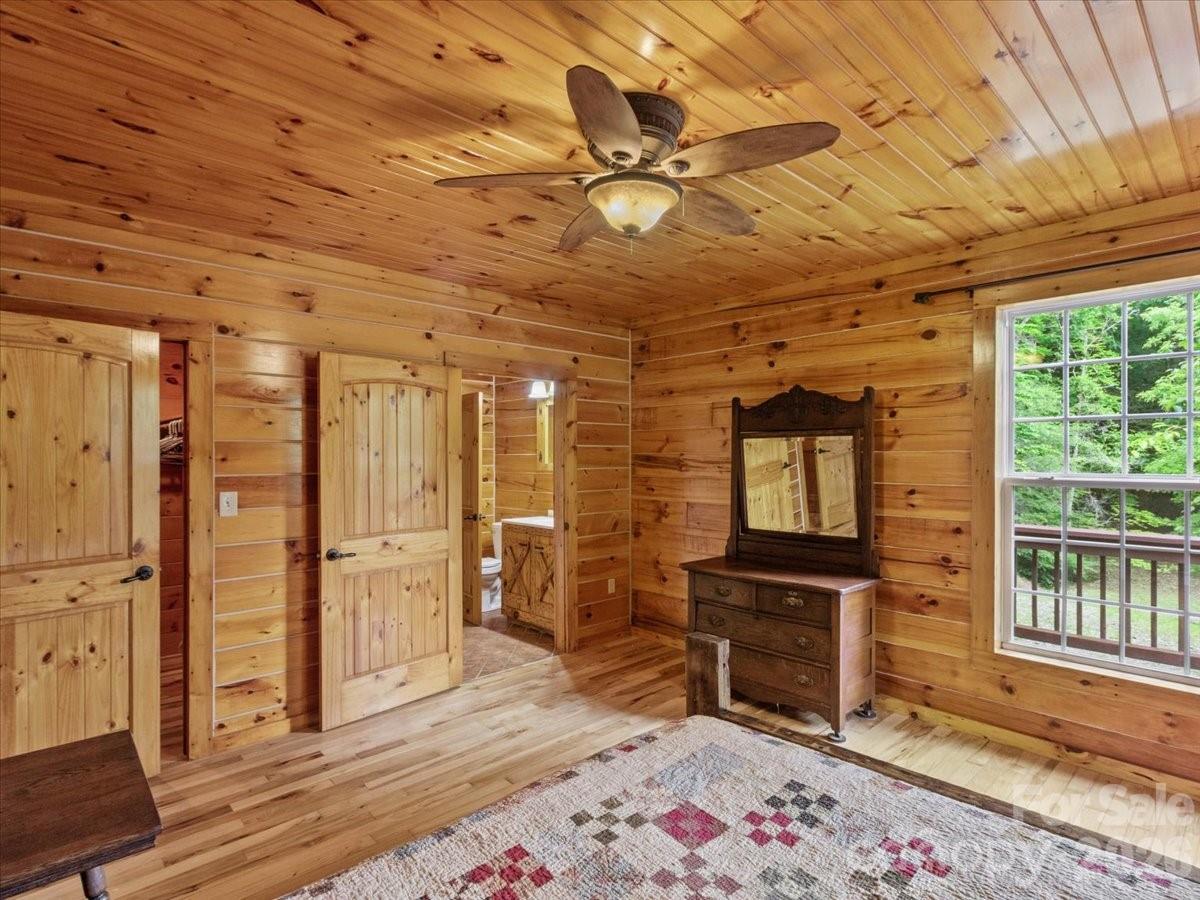 439 Upper Pig Pen Road — Green Mountain