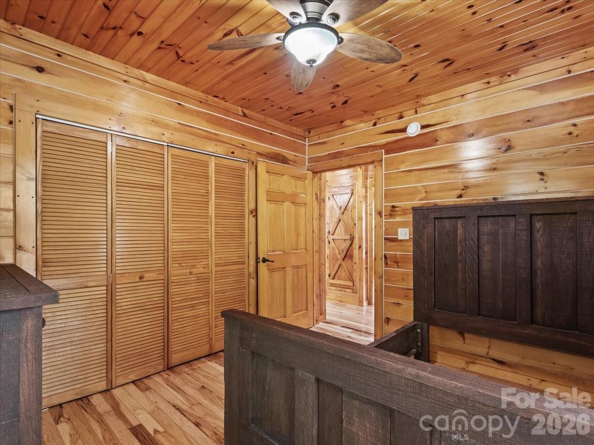 439 Upper Pig Pen Road — Green Mountain