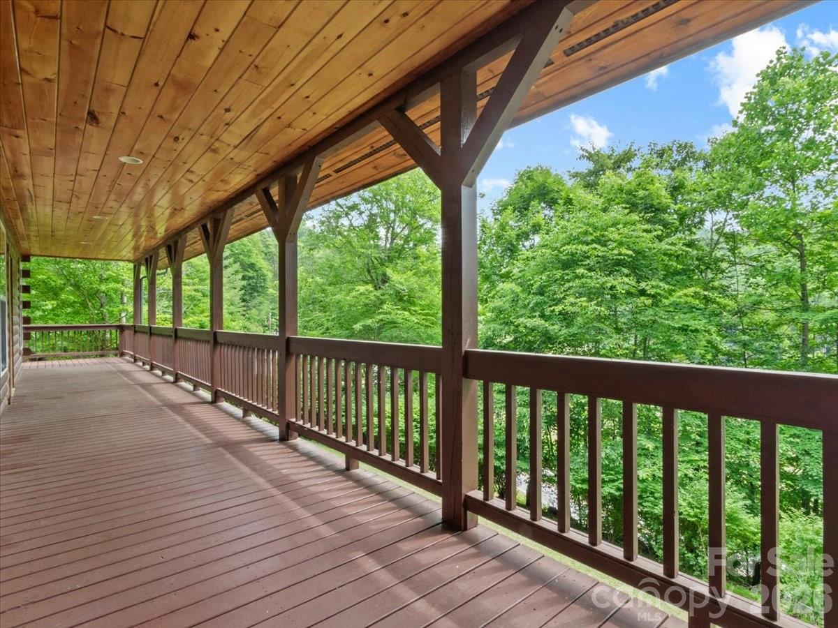 439 Upper Pig Pen Road — Green Mountain