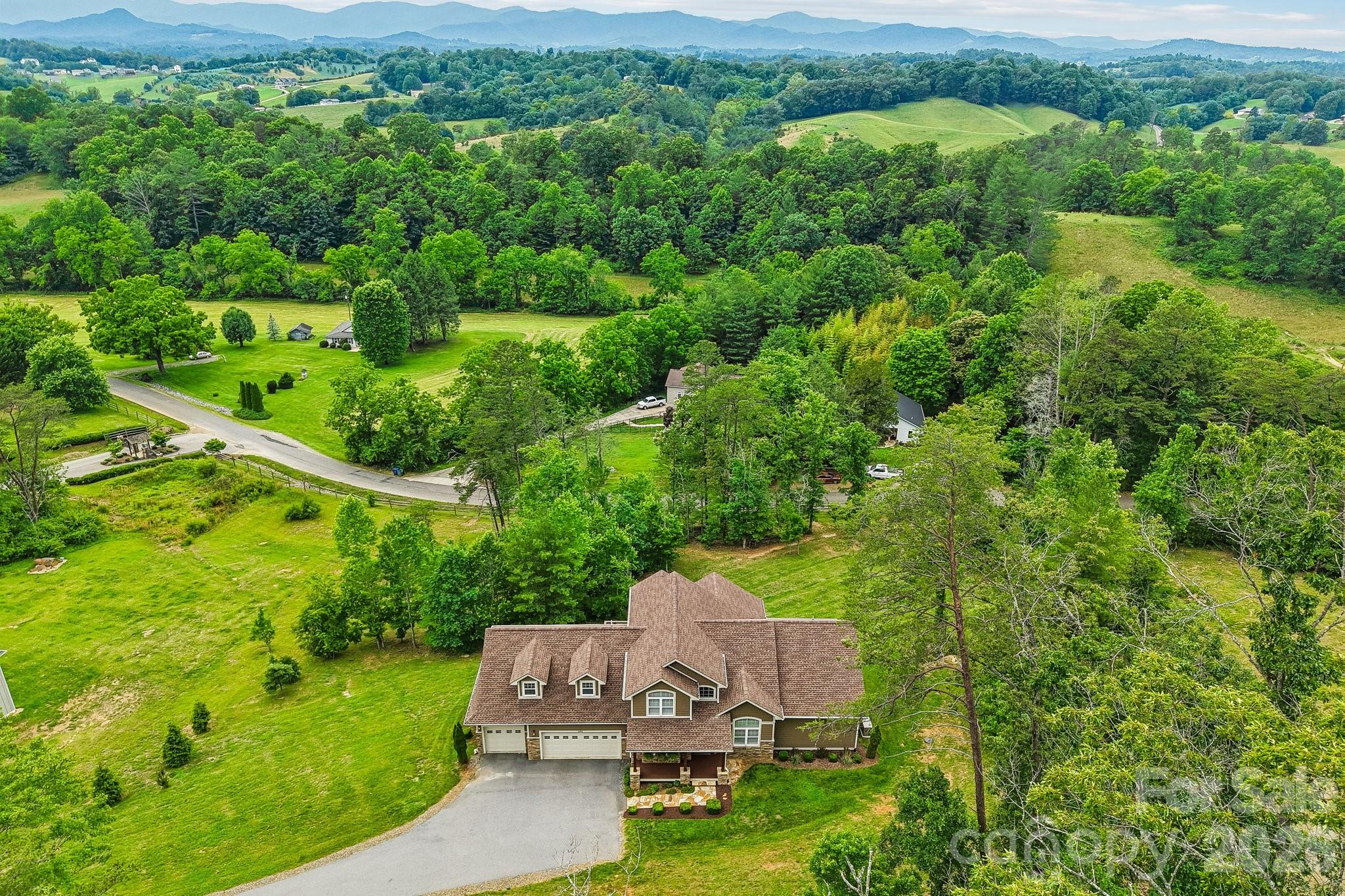 106 Saddle Ridge Drive — Alexander