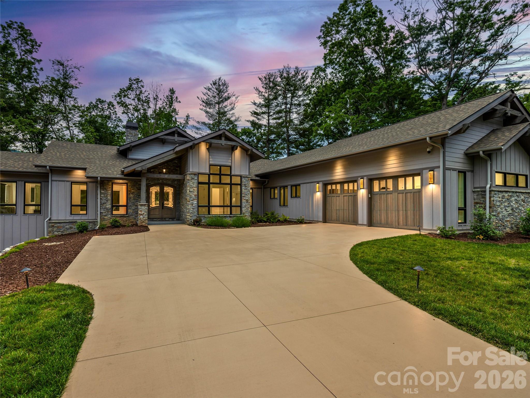 17 Nestlewood Drive — Arden