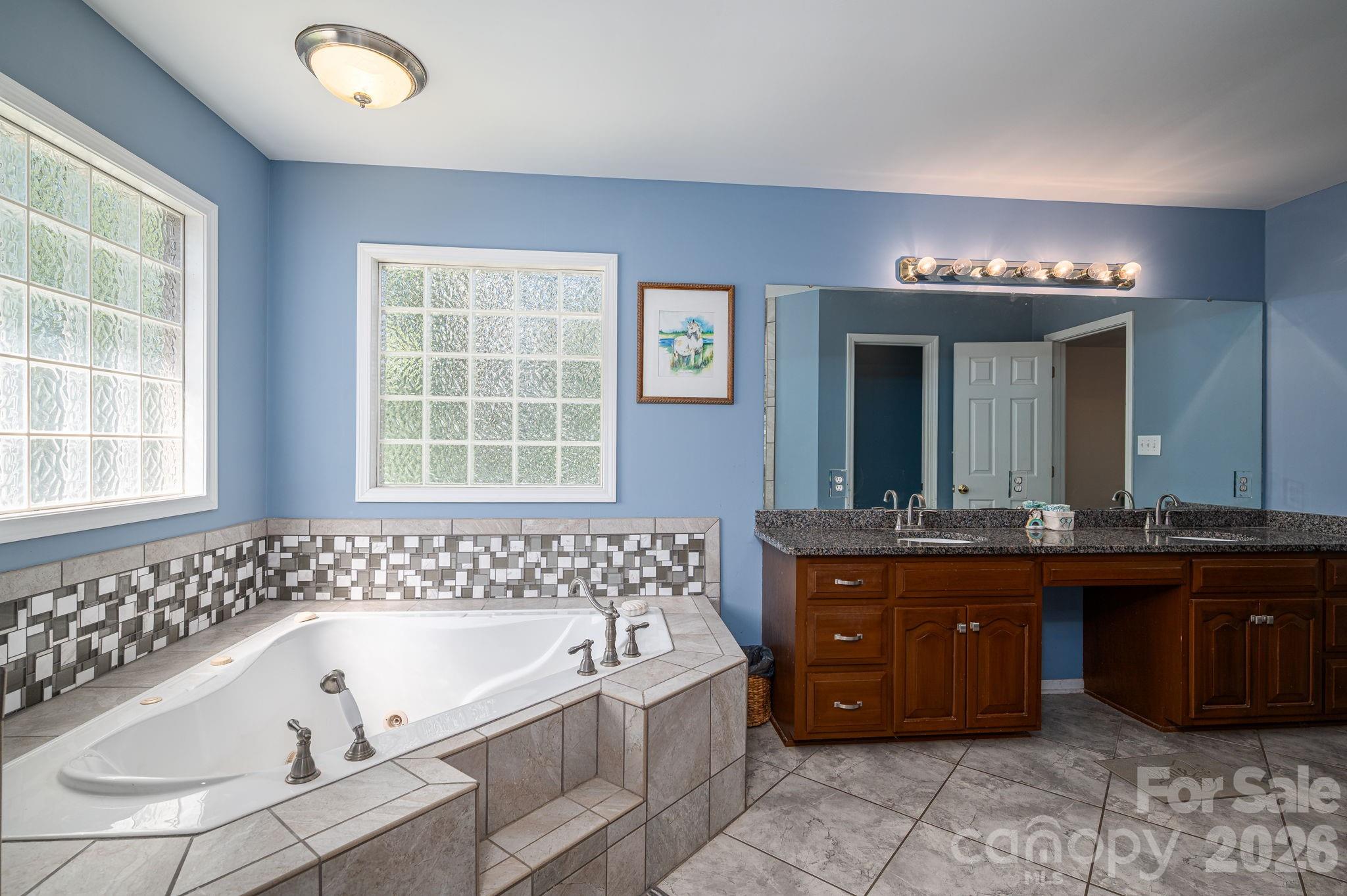 109 Nemans Cove — Cherryville
