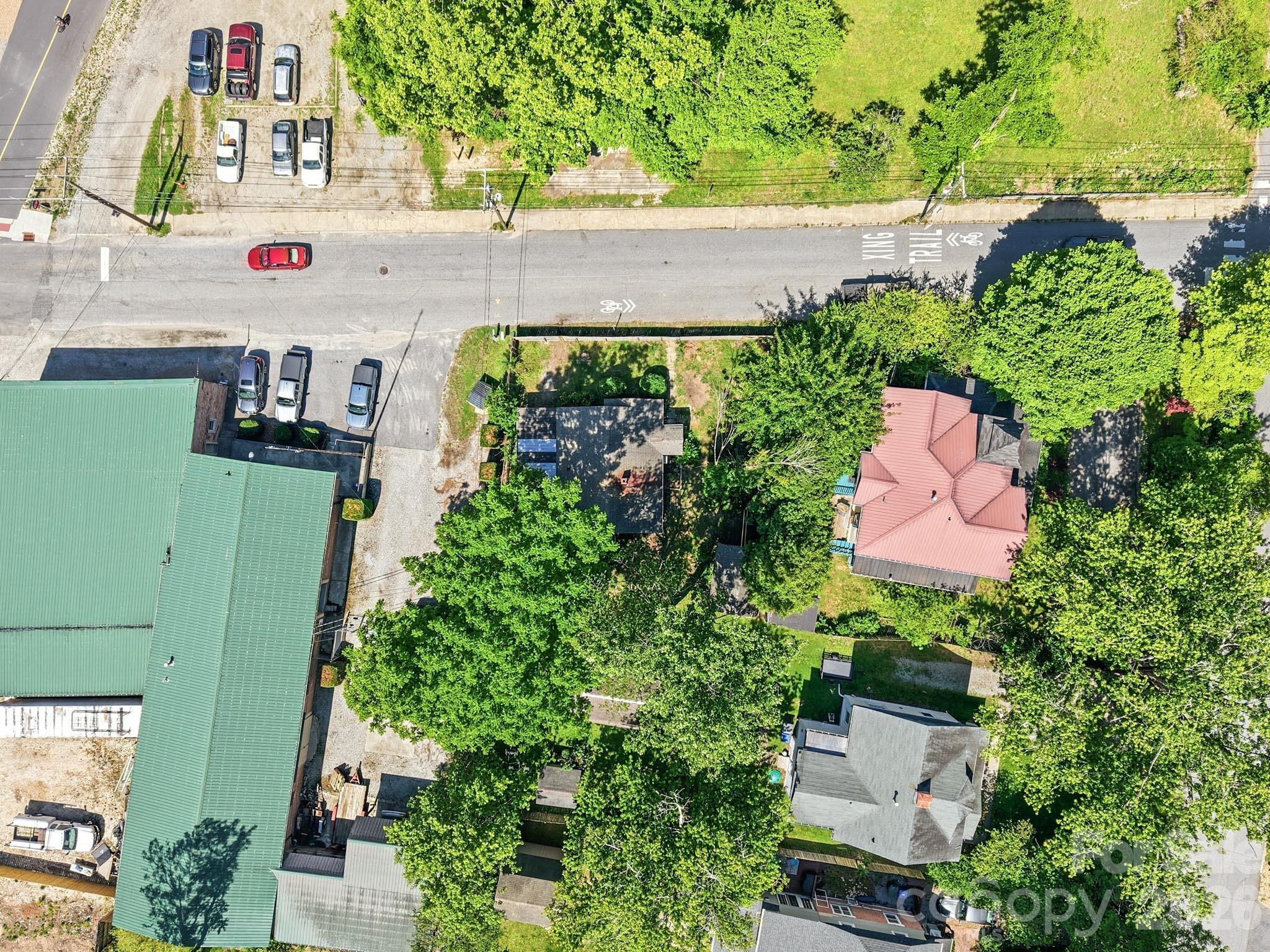 414 S Whitted Street — Hendersonville
