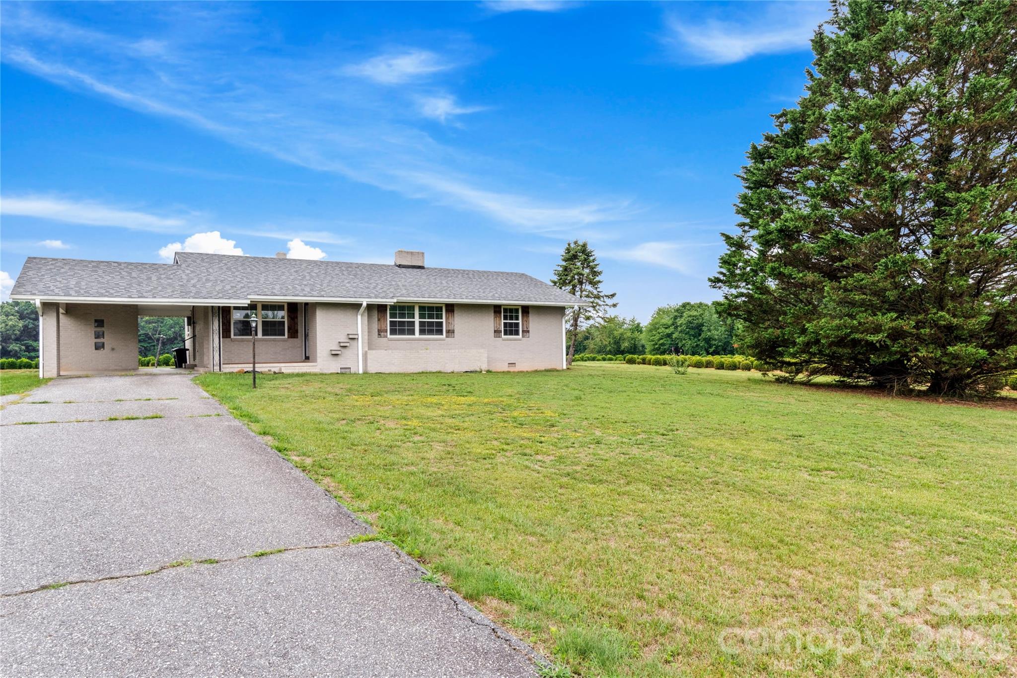 114 Shiloh Farm Trail — State Road