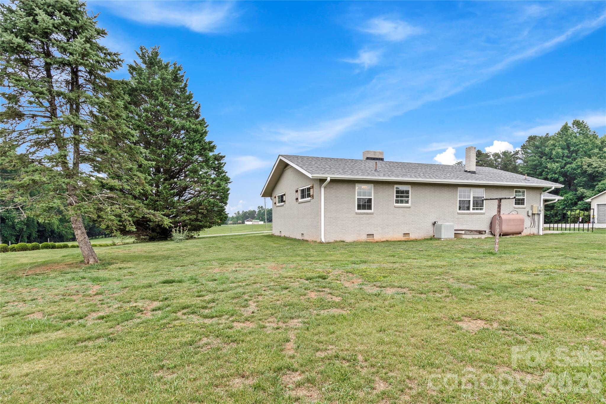 114 Shiloh Farm Trail — State Road