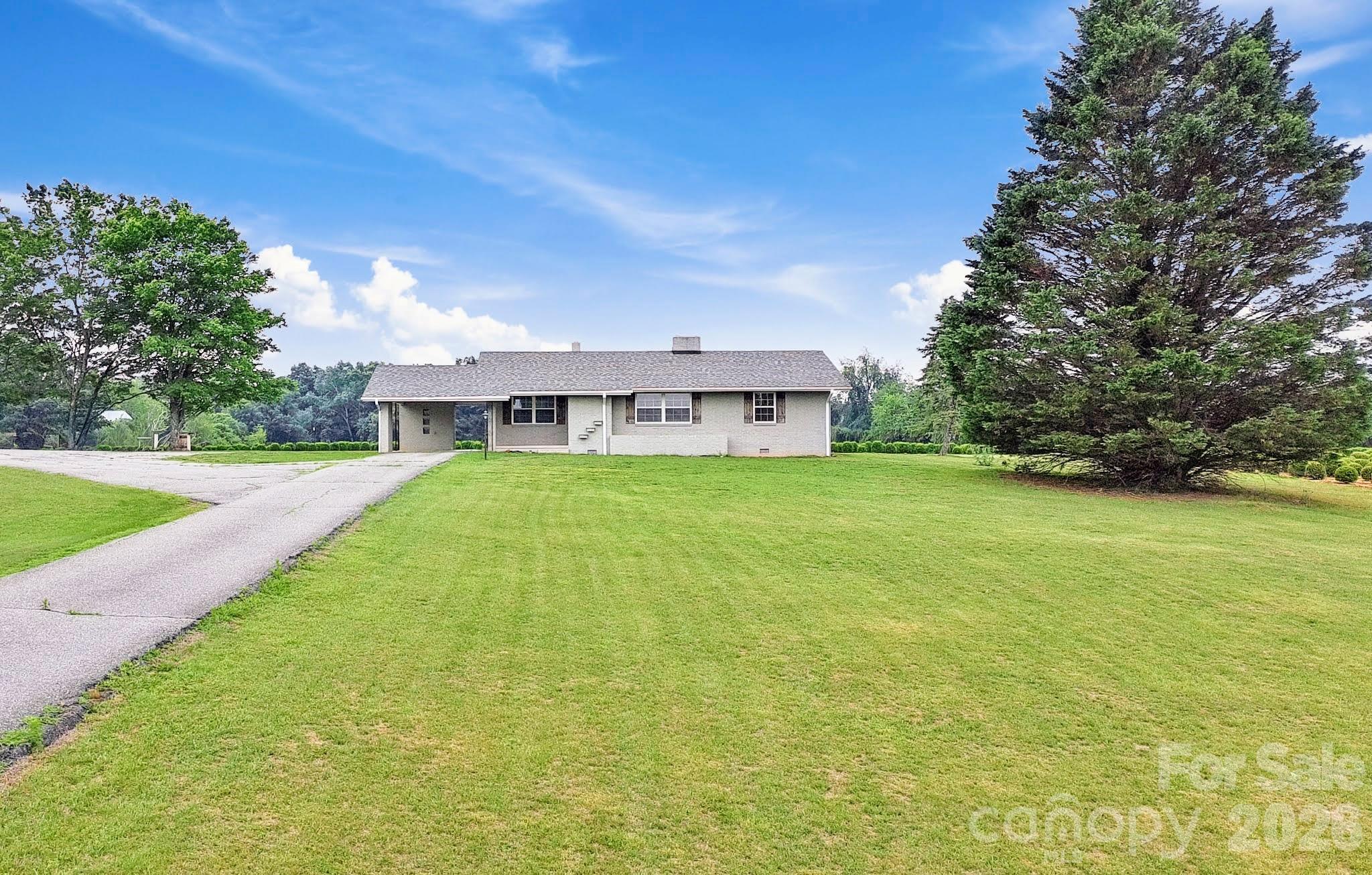 114 Shiloh Farm Trail — State Road