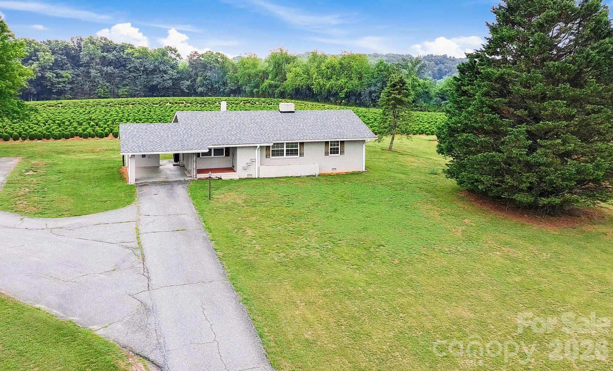114 Shiloh Farm Trail — State Road