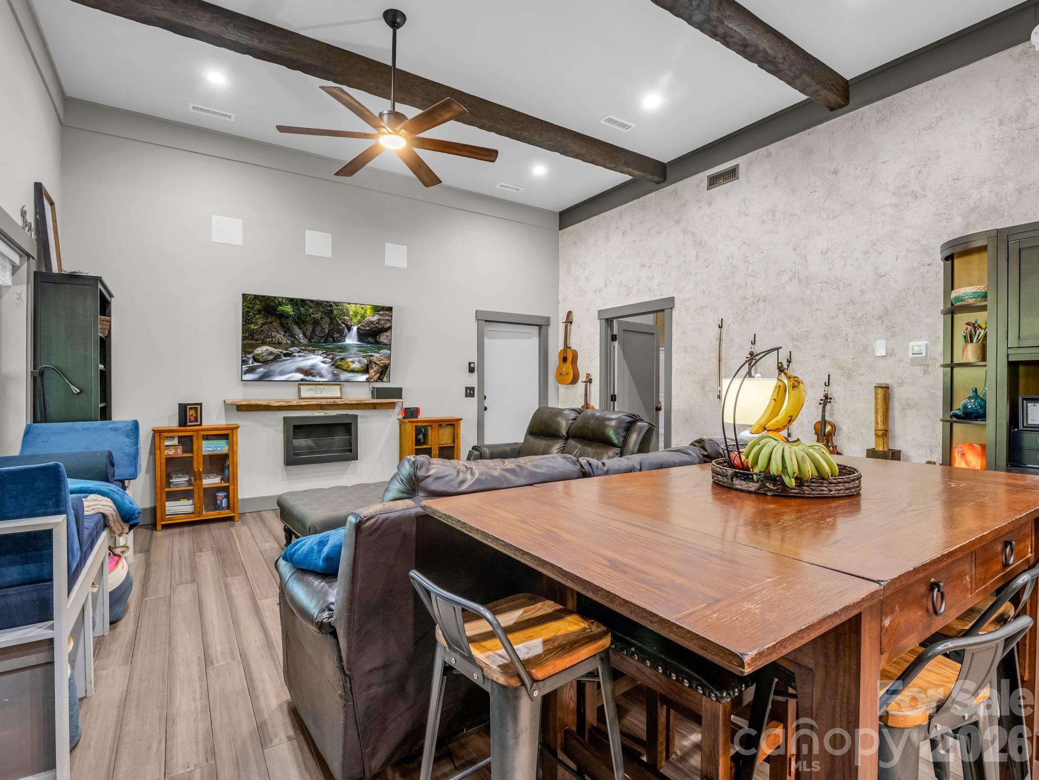 372 Horn Bottom Road — Forest City