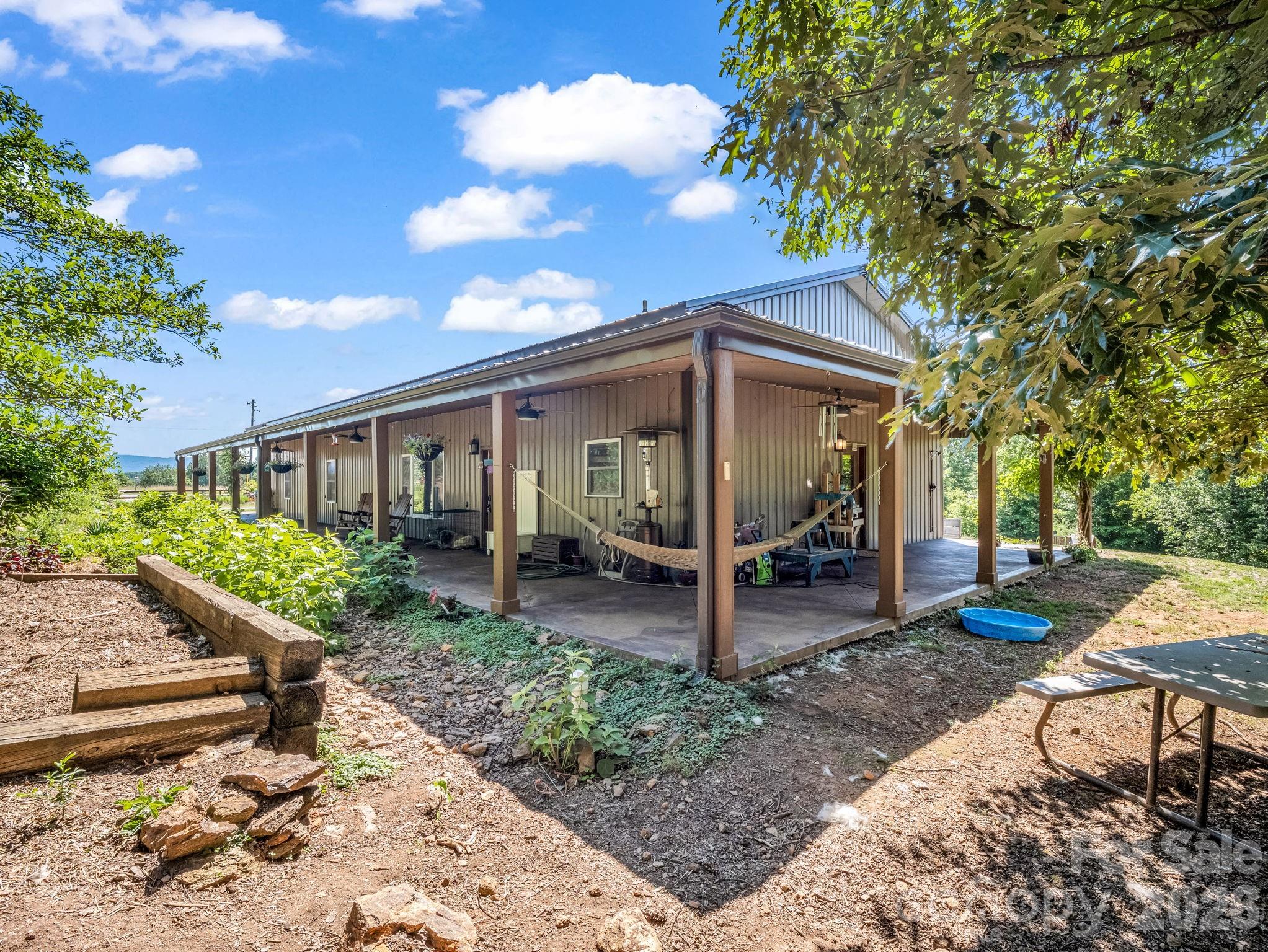 372 Horn Bottom Road — Forest City