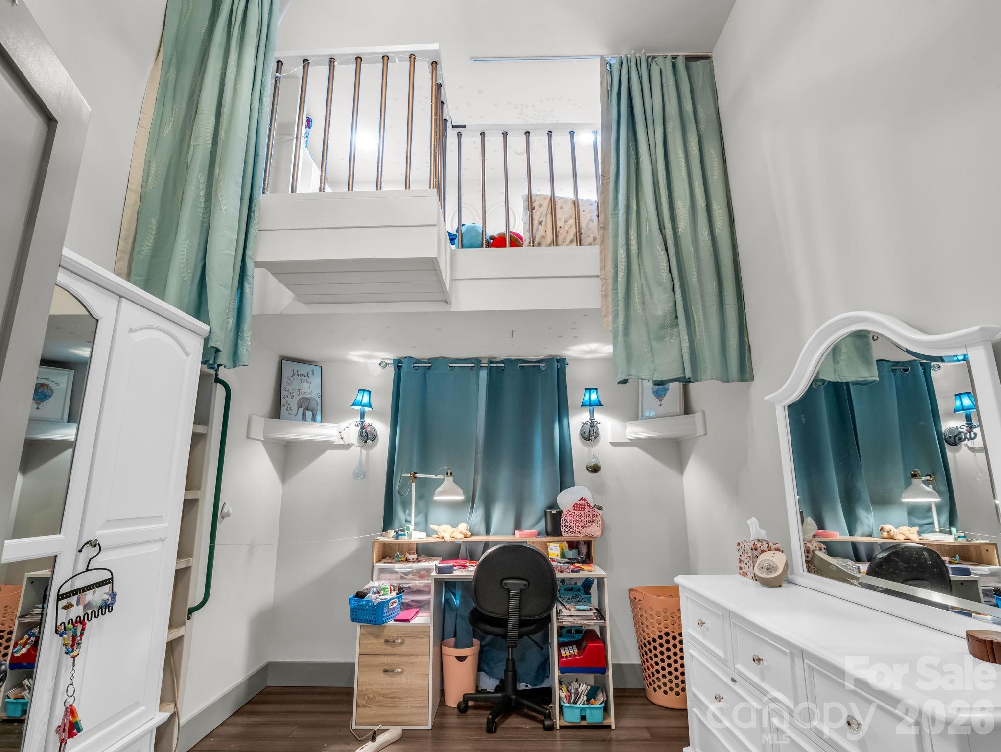 372 Horn Bottom Road — Forest City