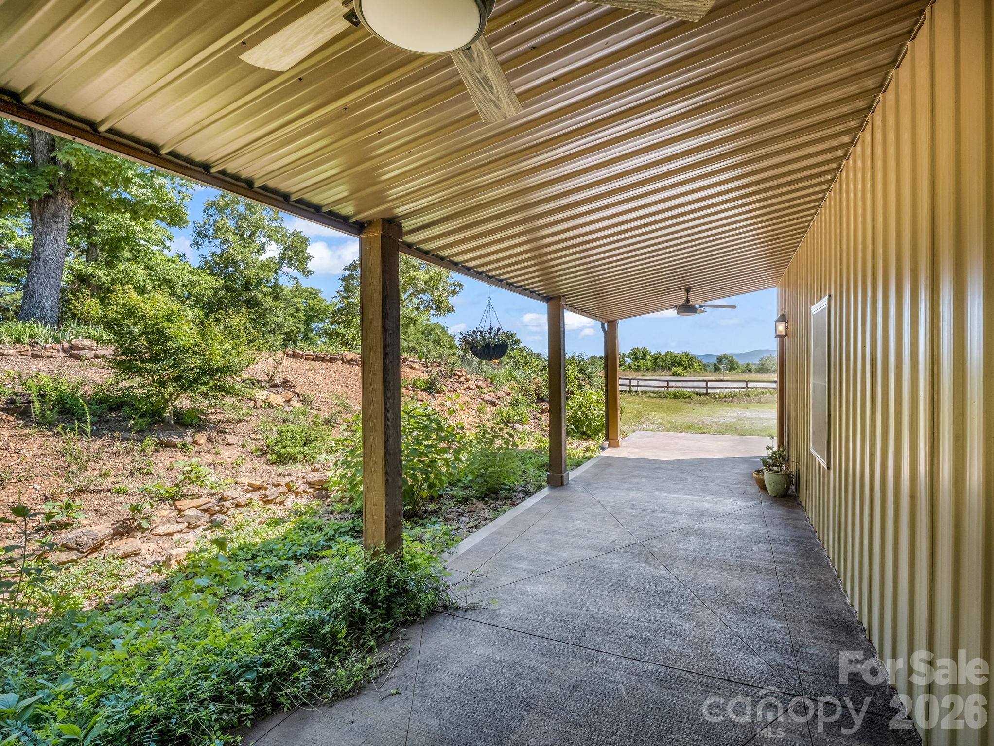372 Horn Bottom Road — Forest City