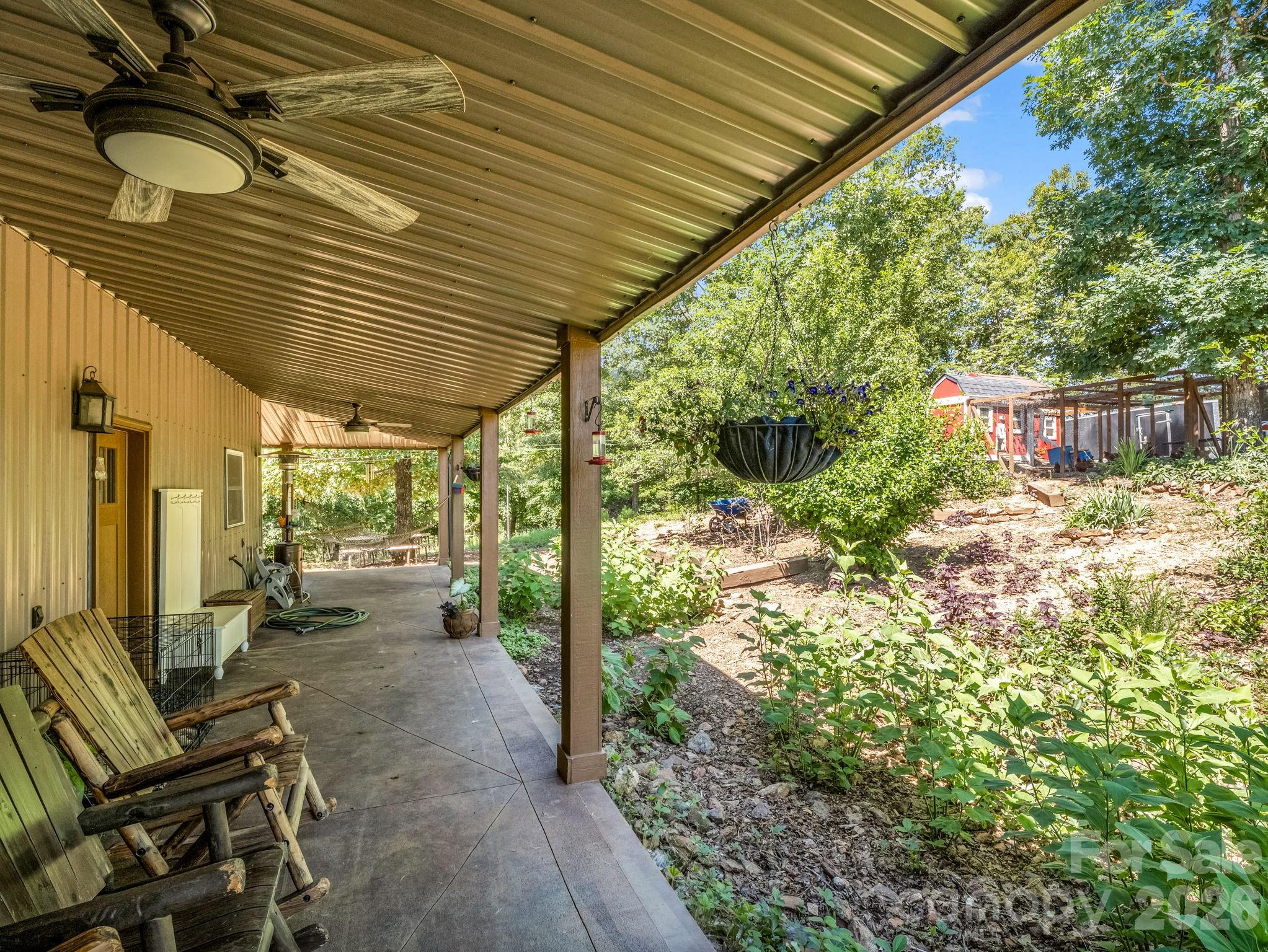 372 Horn Bottom Road — Forest City