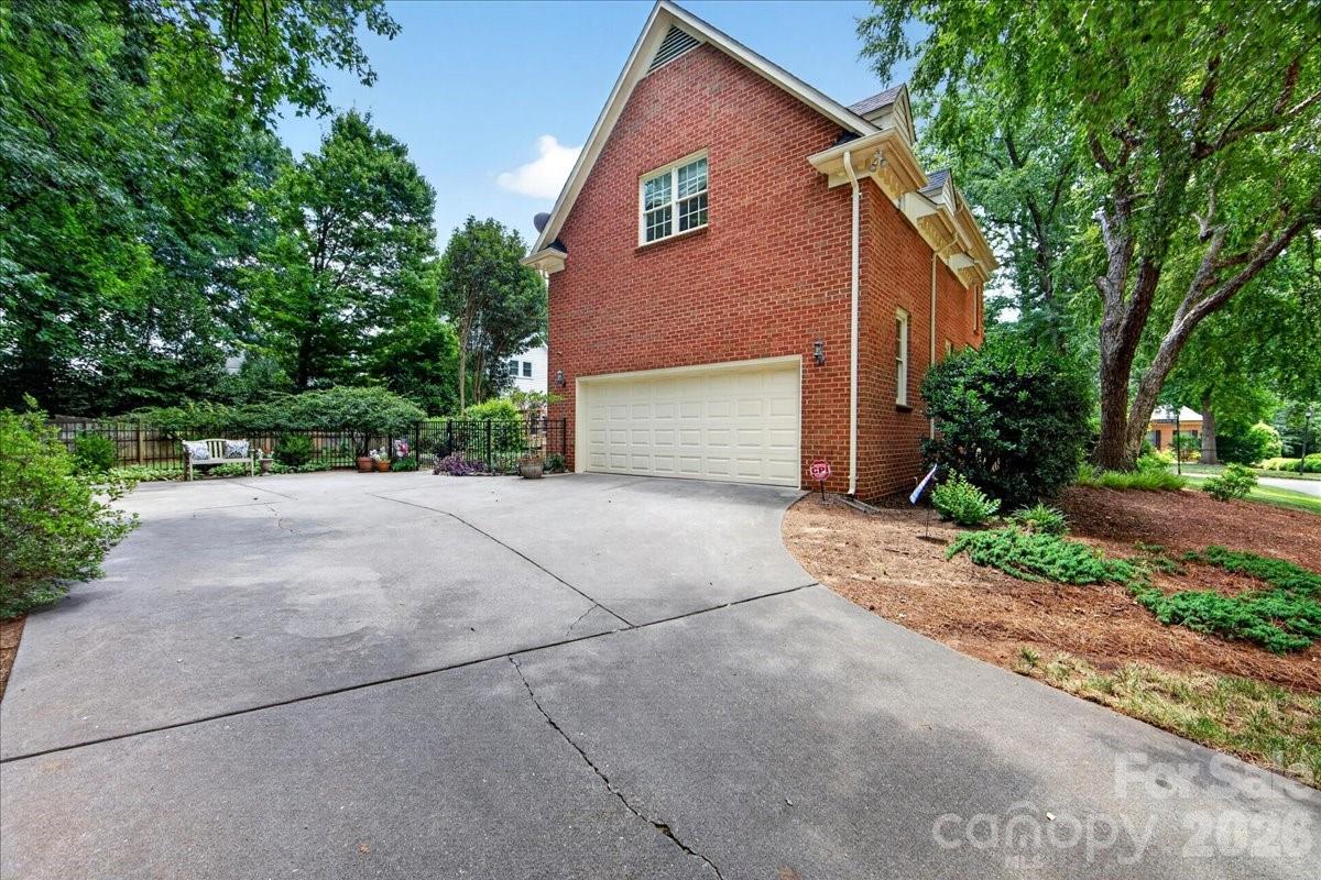 3601 Castellaine Drive — Charlotte