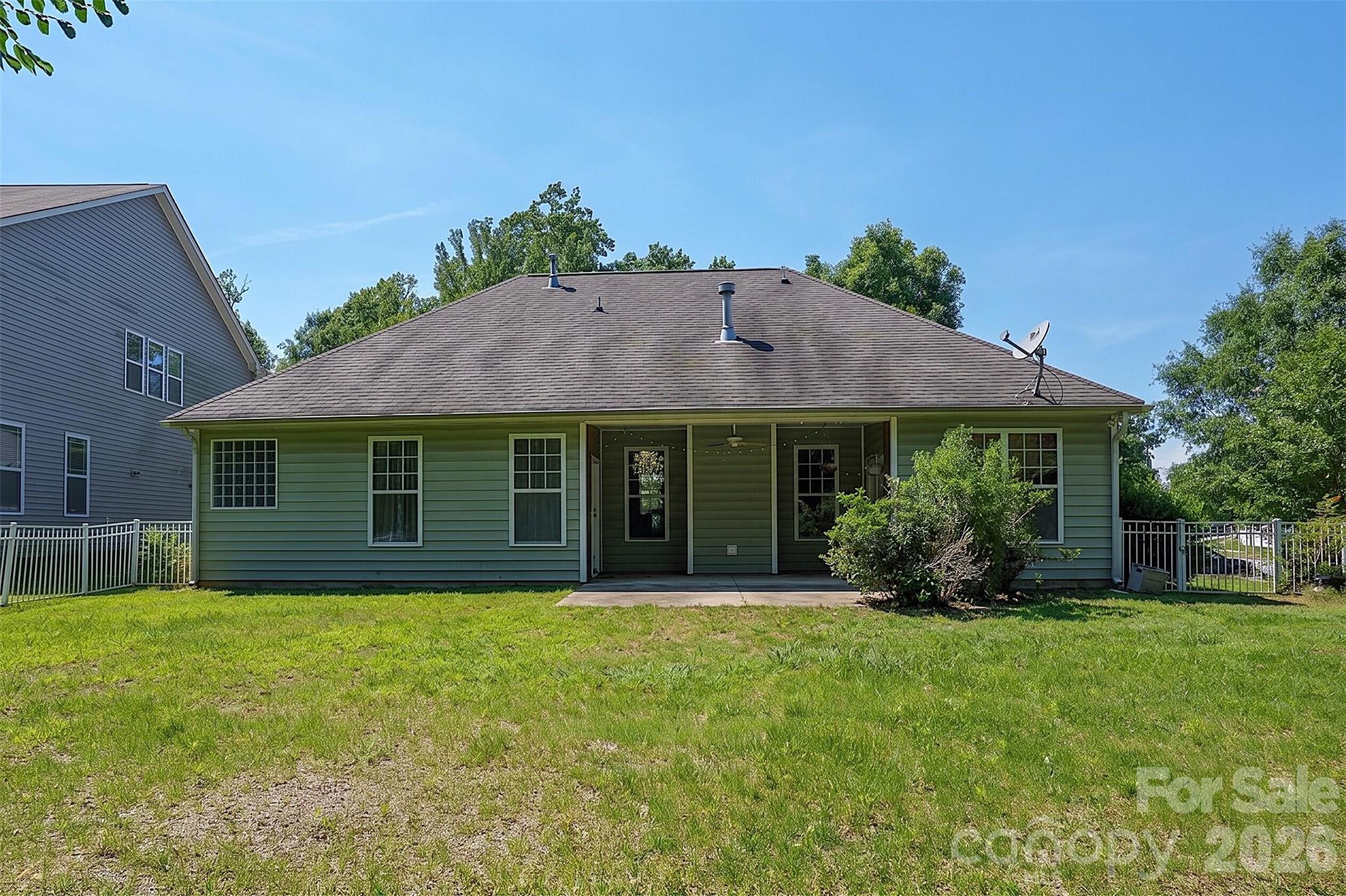 4628 Bonroi Avenue — Charlotte