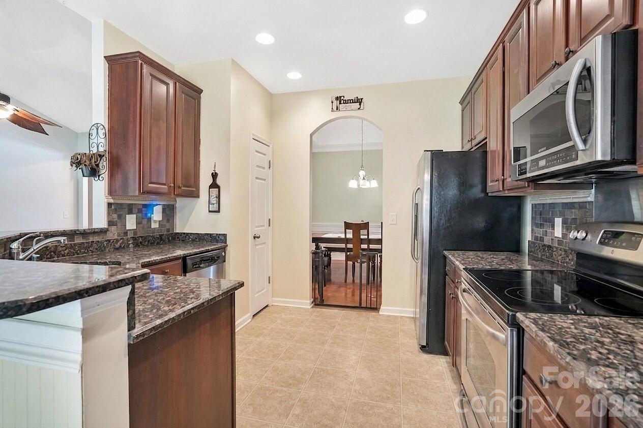 4628 Bonroi Avenue — Charlotte