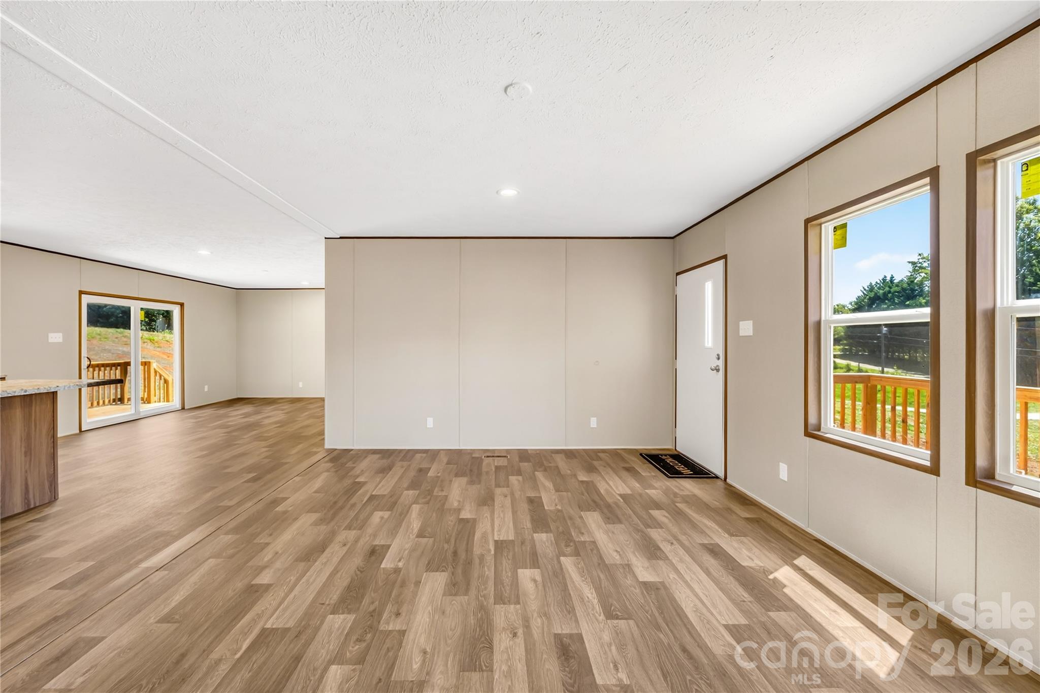 4051 10th Avenue Drive SW — Hickory