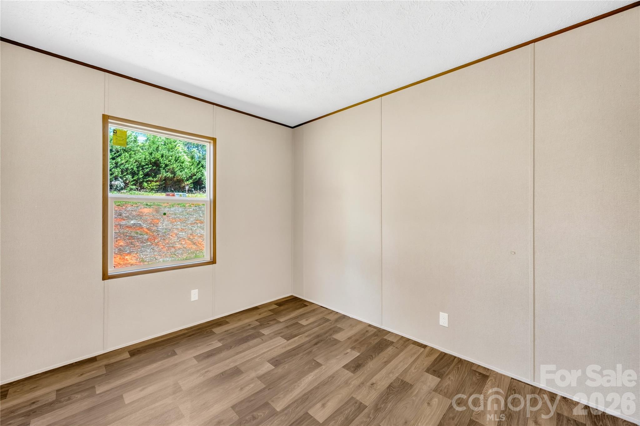 4051 10th Avenue Drive SW — Hickory