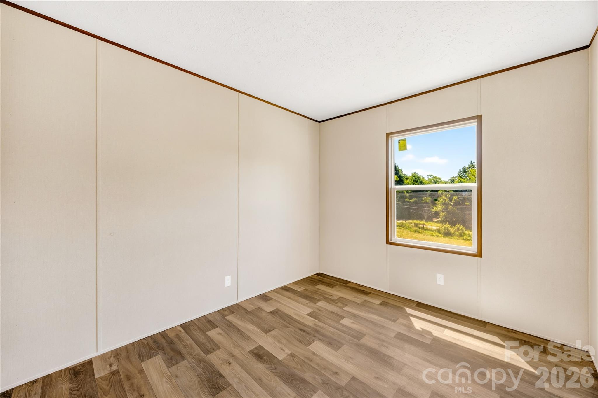 4051 10th Avenue Drive SW — Hickory