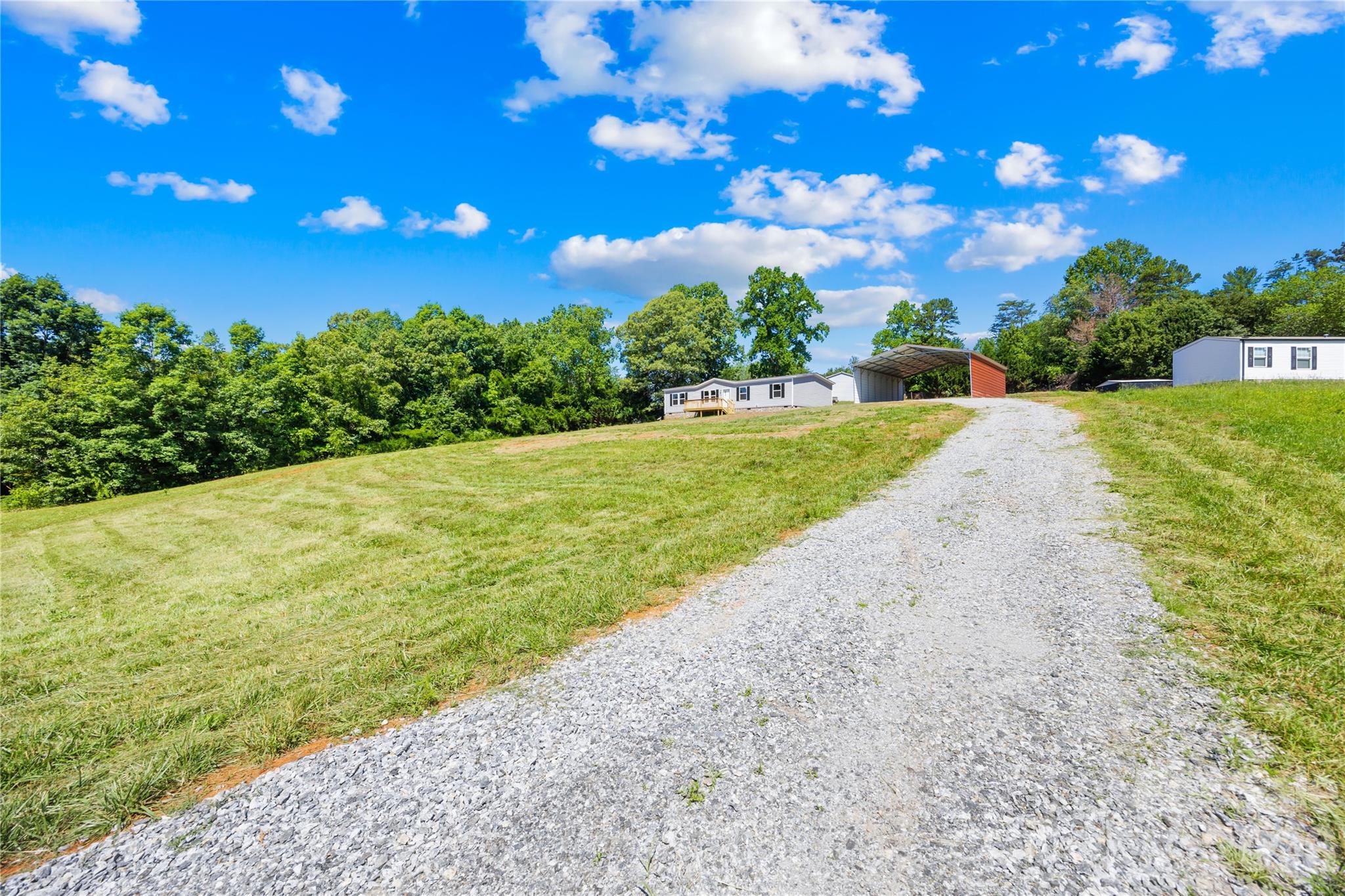 4051 10th Avenue Drive SW — Hickory