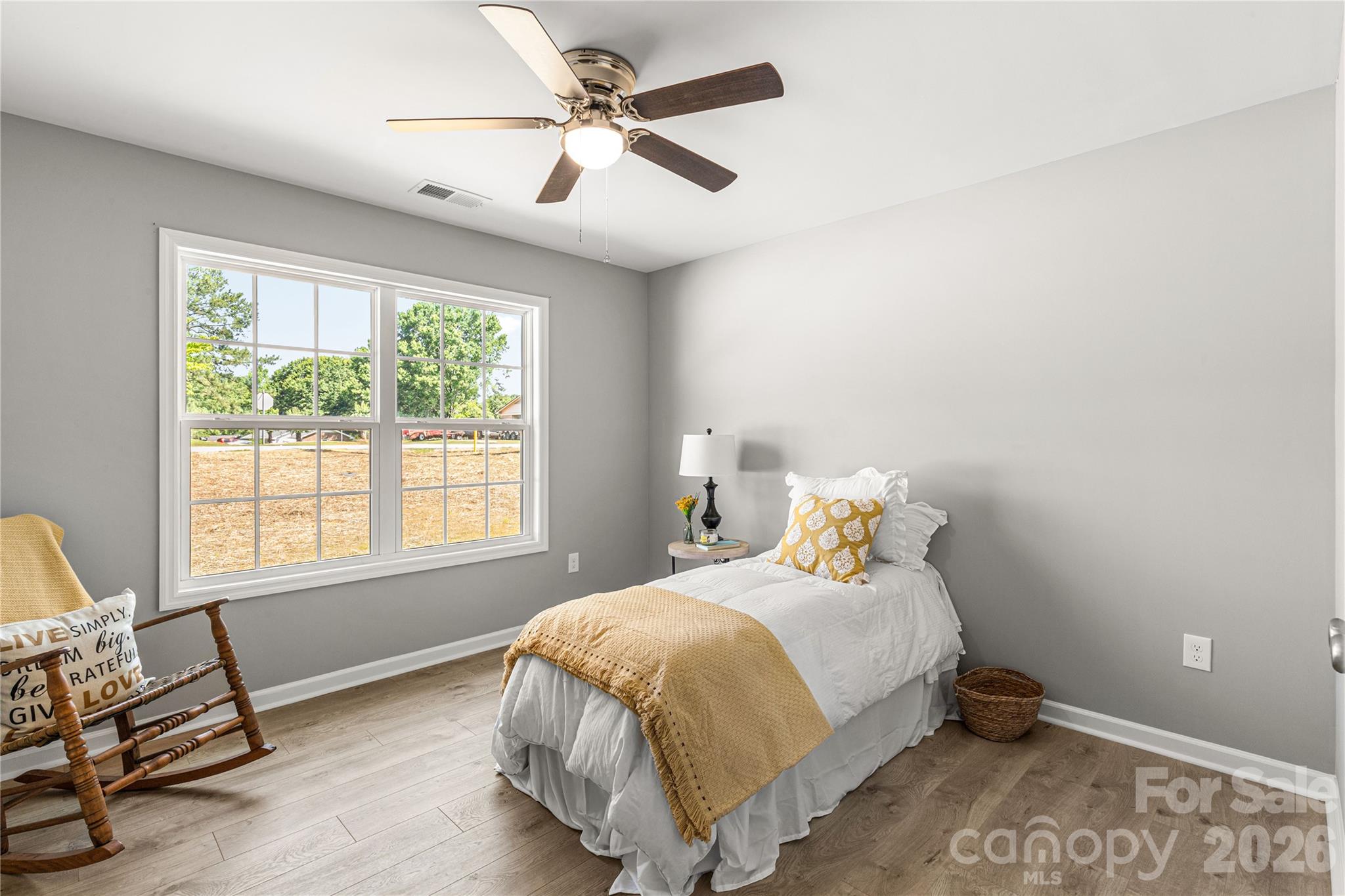 2489 Pineview Drive — Lancaster