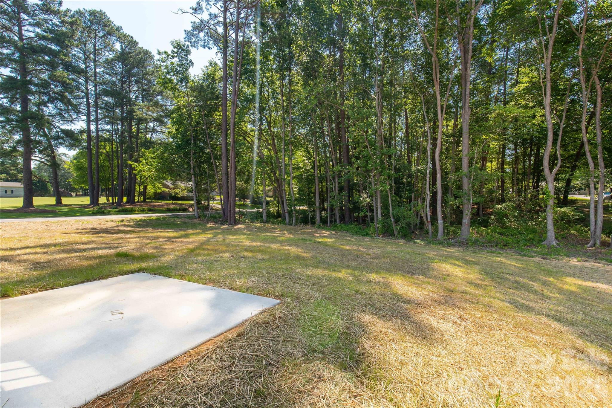 2489 Pineview Drive — Lancaster