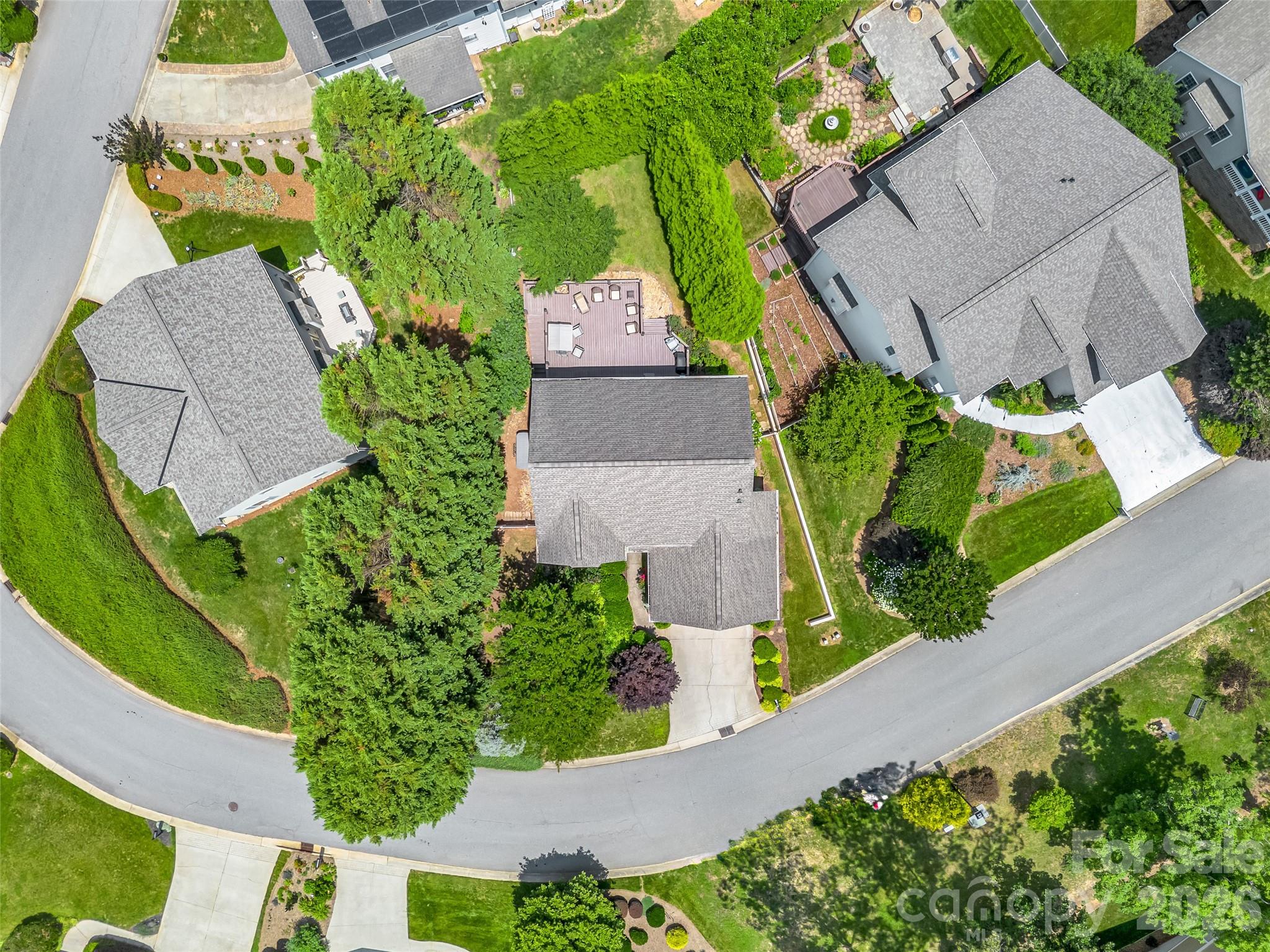 99 Driftstone Circle — Arden