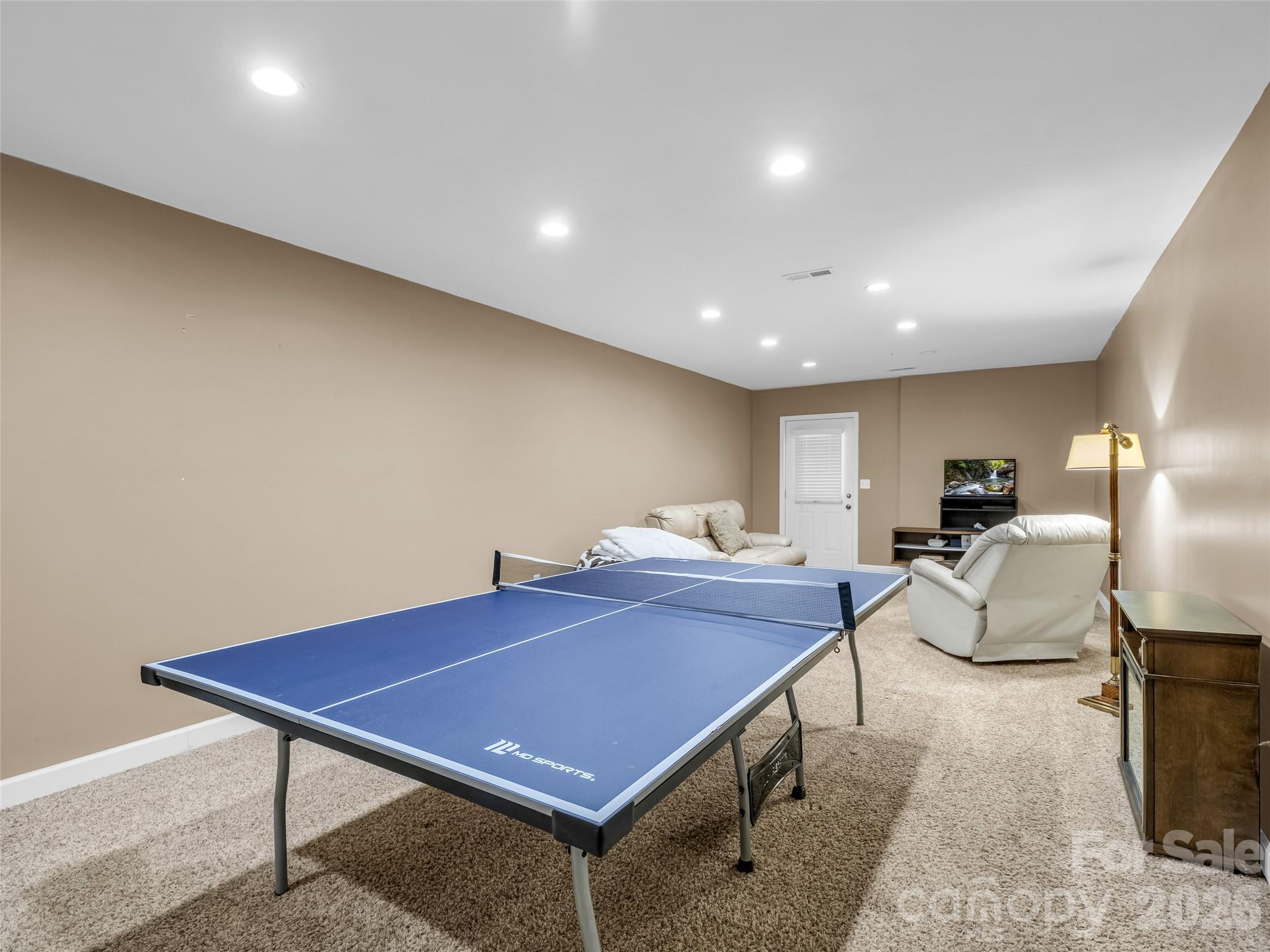 99 Driftstone Circle — Arden