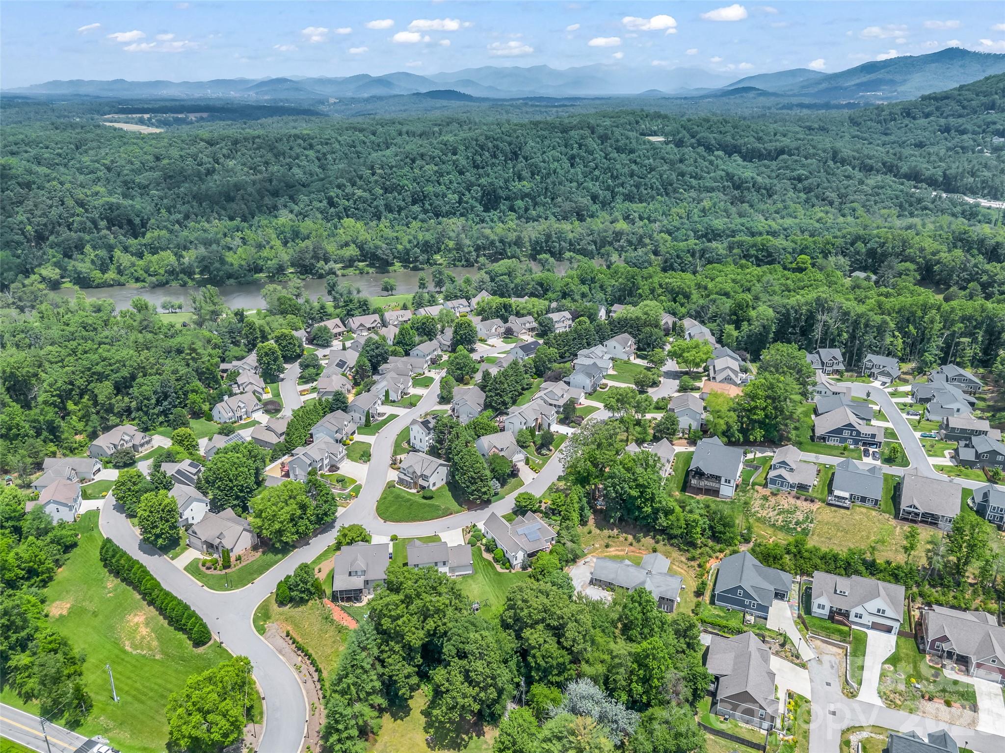 99 Driftstone Circle — Arden
