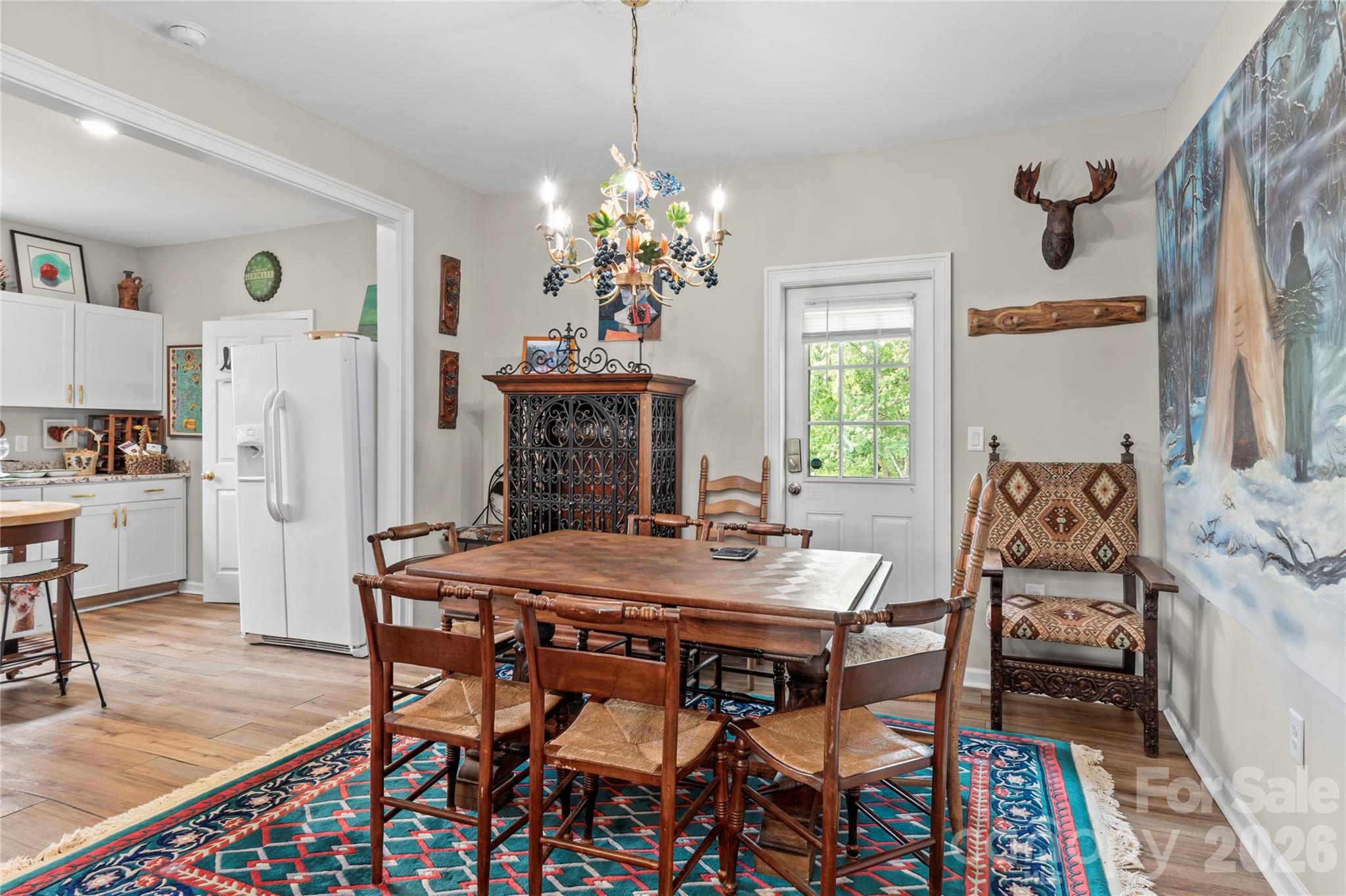112 Hillcrest Street — Jonesville