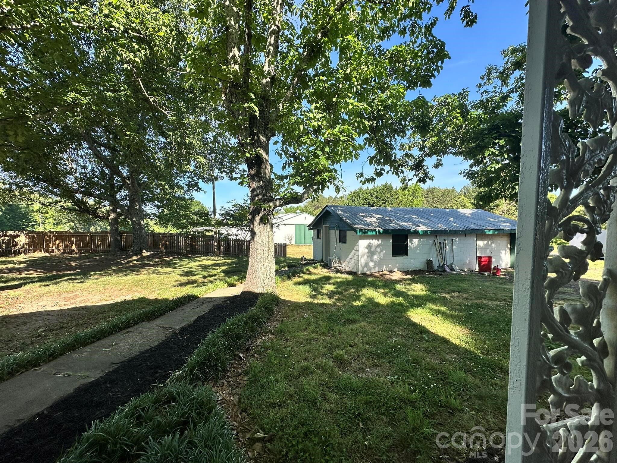610 Helton Road — Cherryville