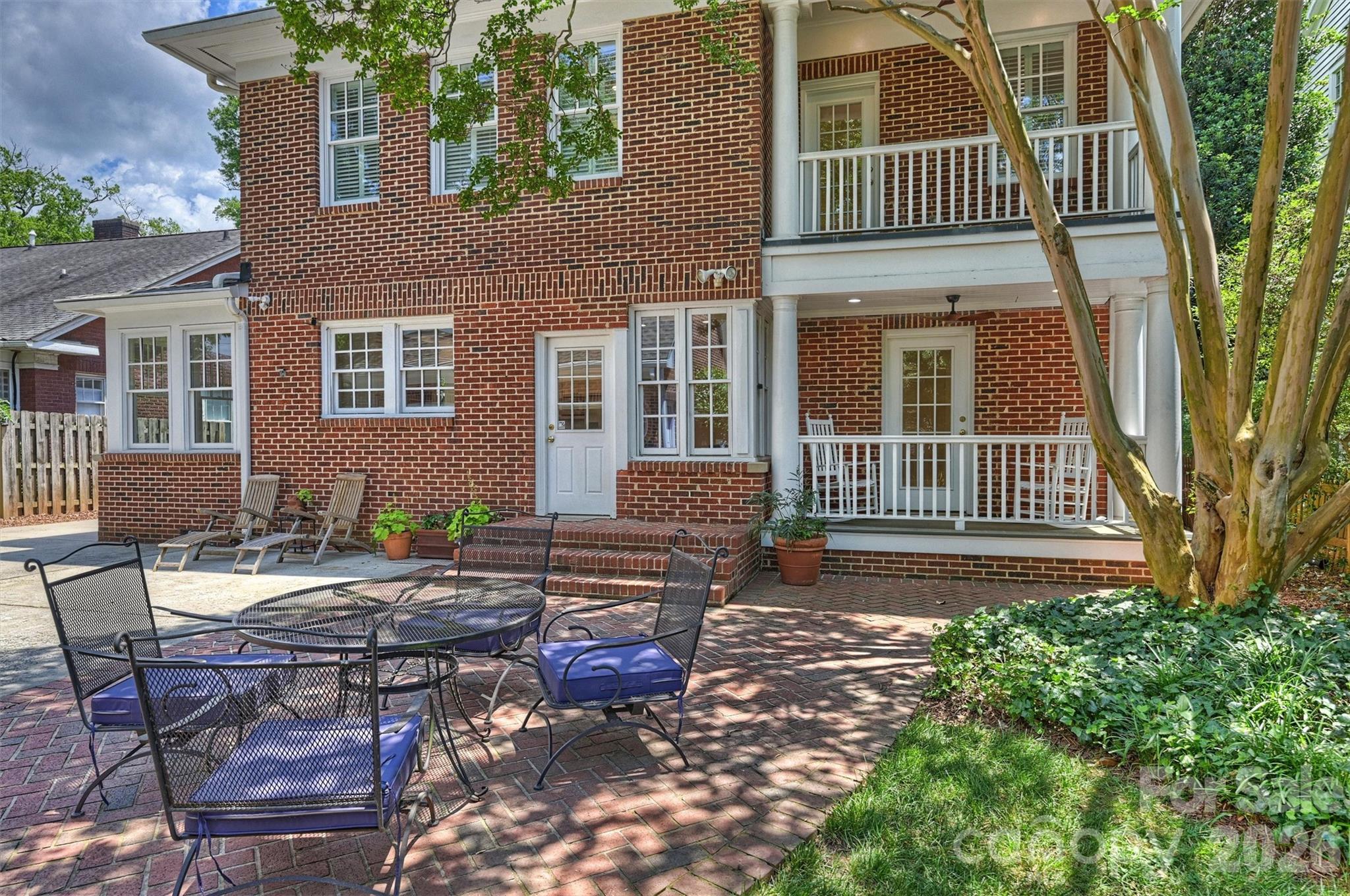 2126 Dilworth Road E — Charlotte