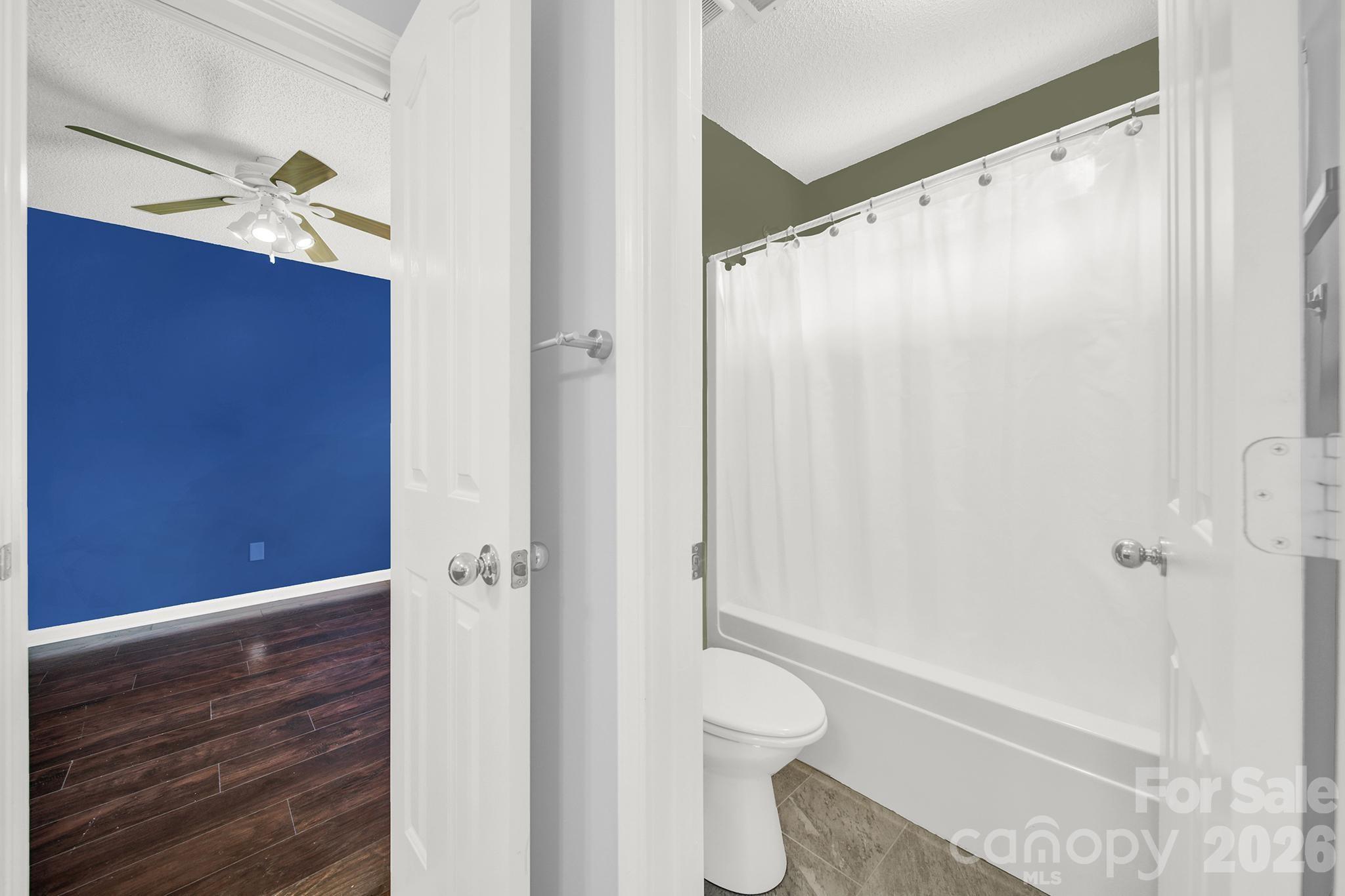 6320 Revlock Court — Charlotte