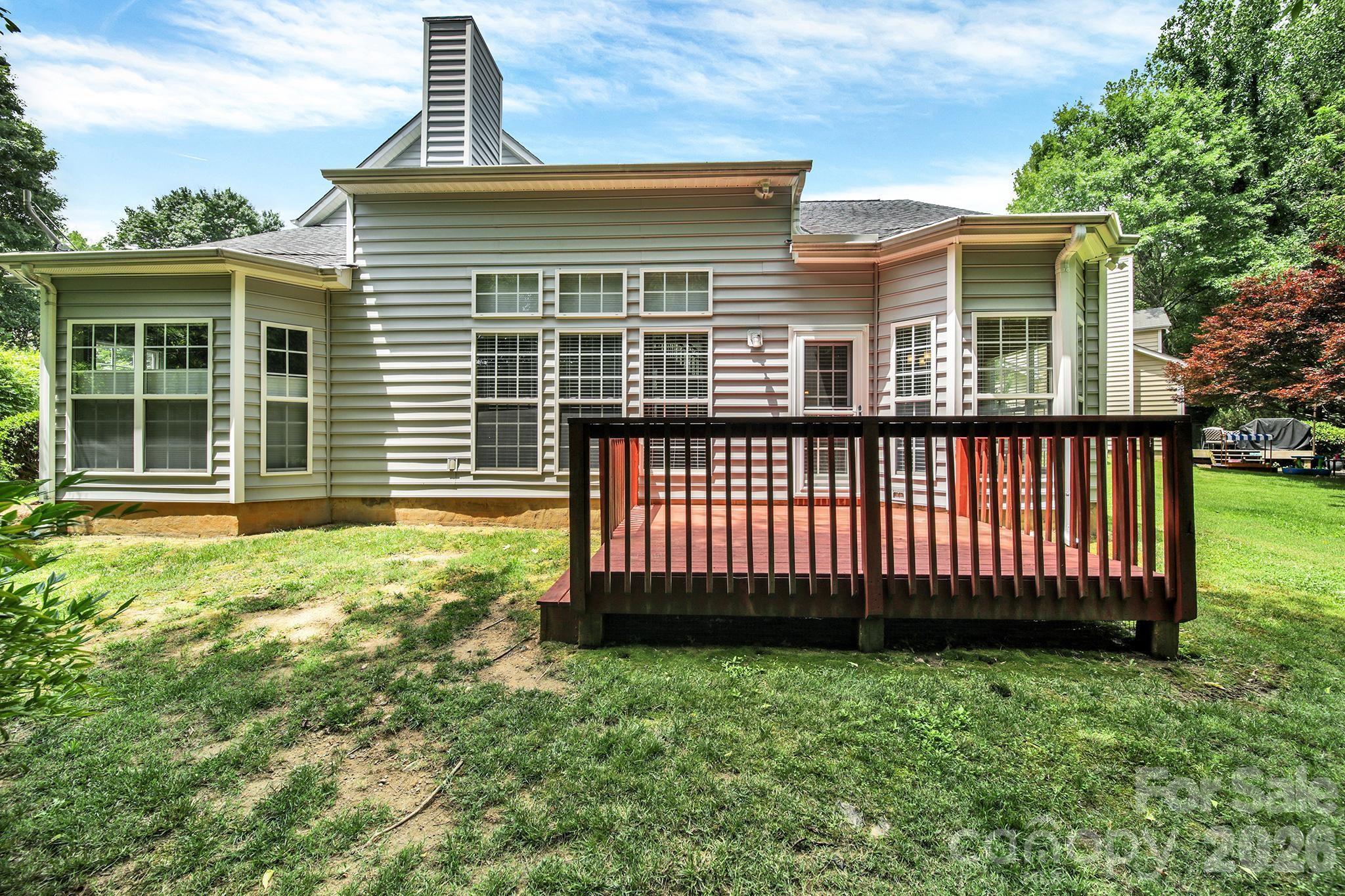 6320 Revlock Court — Charlotte