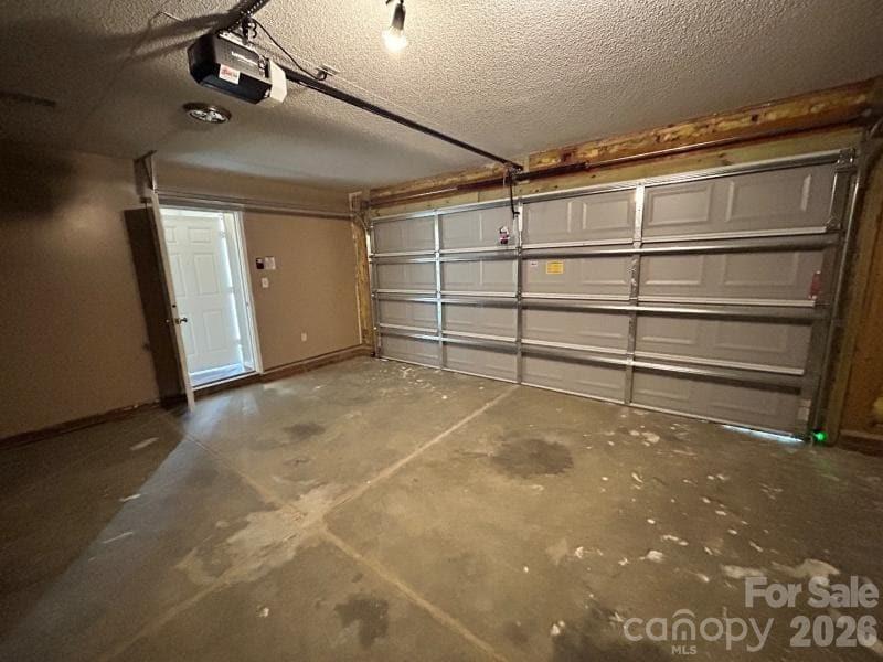 821 Lakehill Road — Charlotte