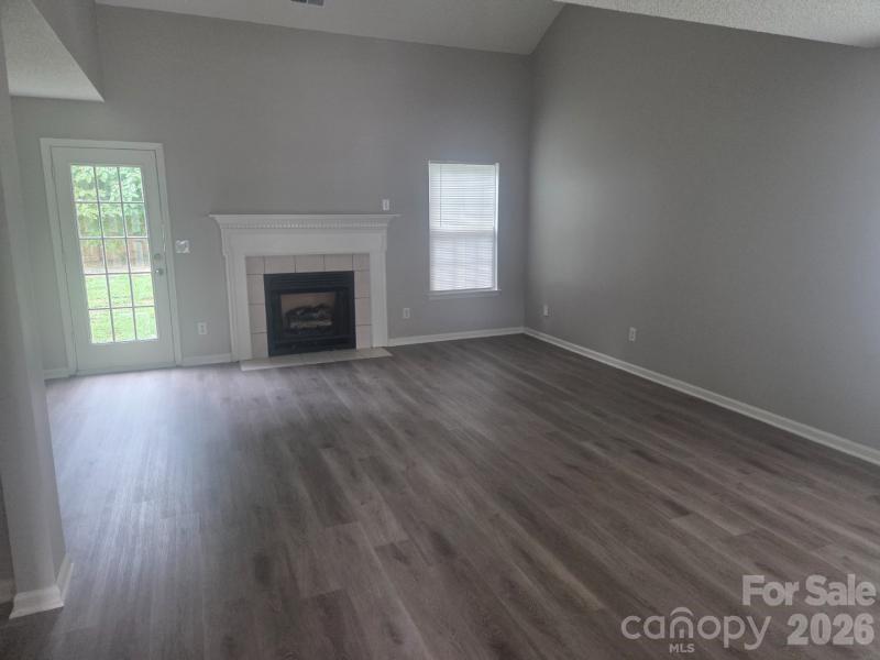 821 Lakehill Road — Charlotte